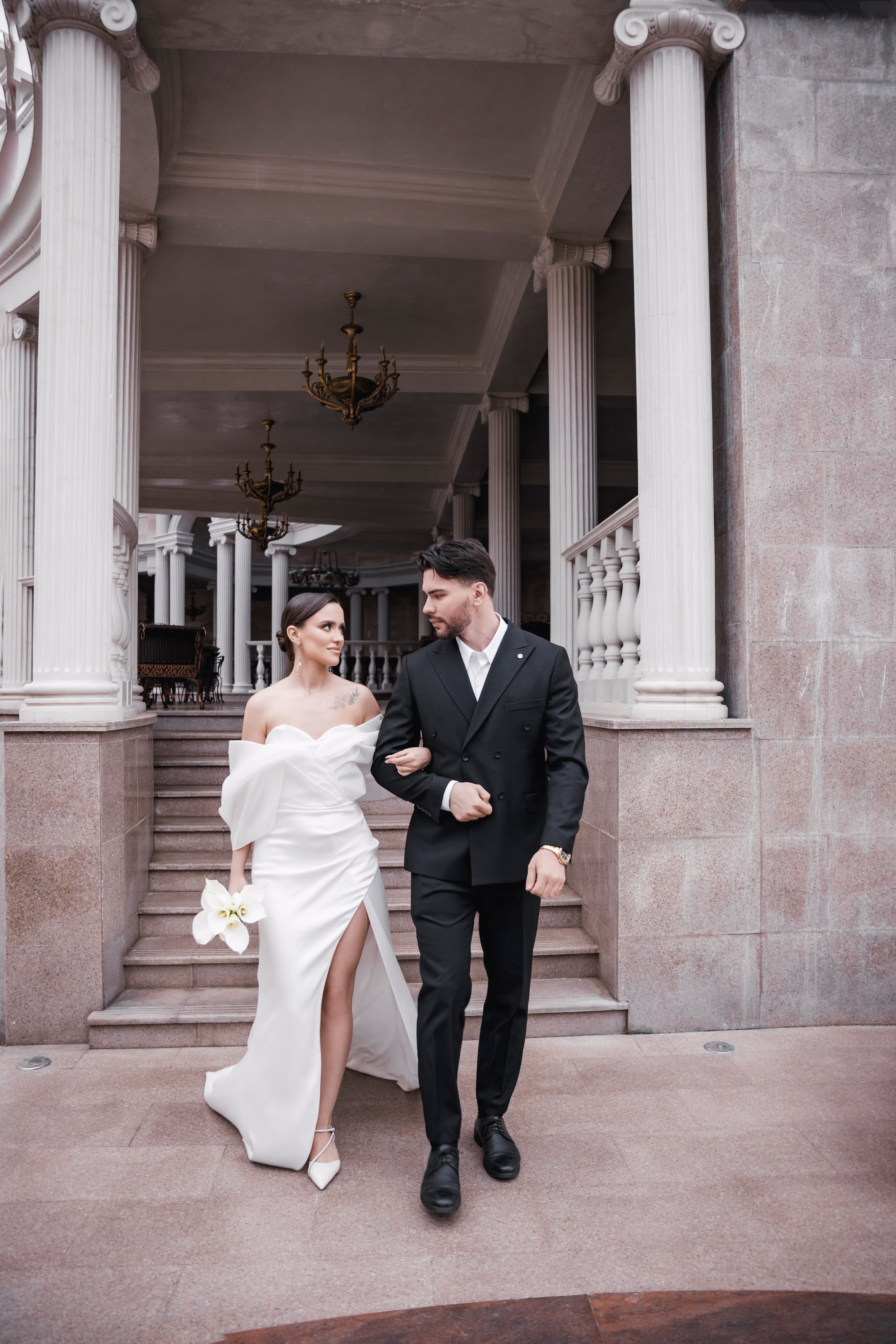 Лара и Алекс. Главная