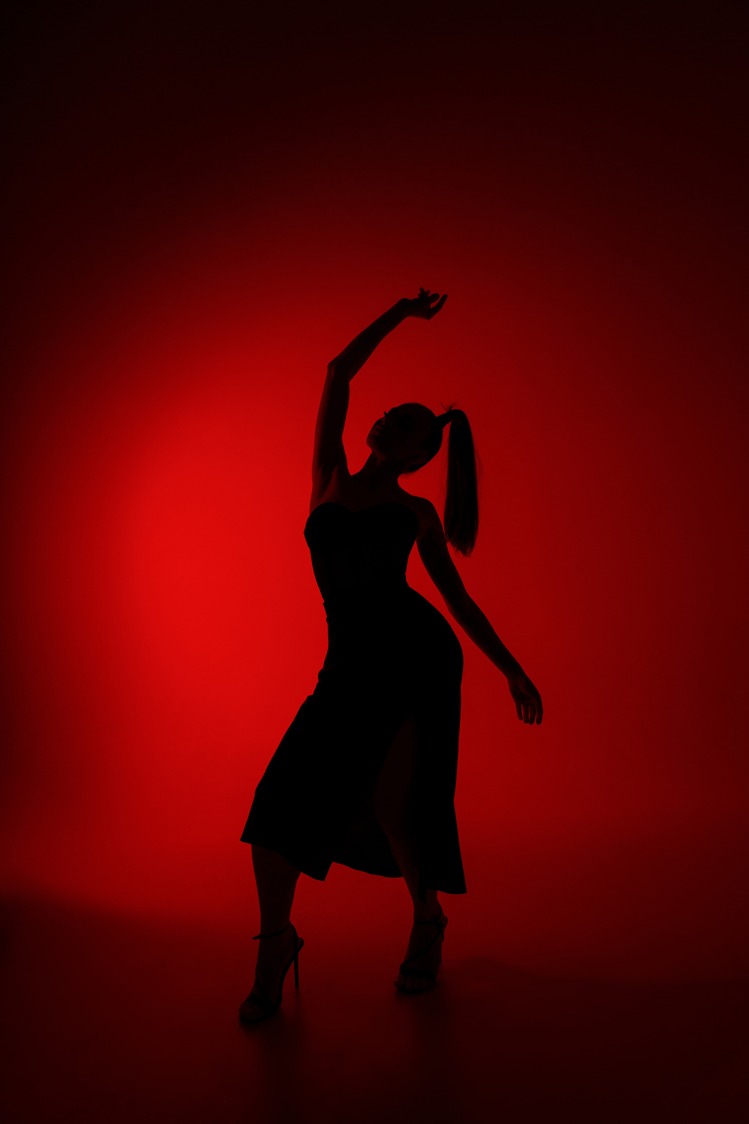 Эмма. Главная