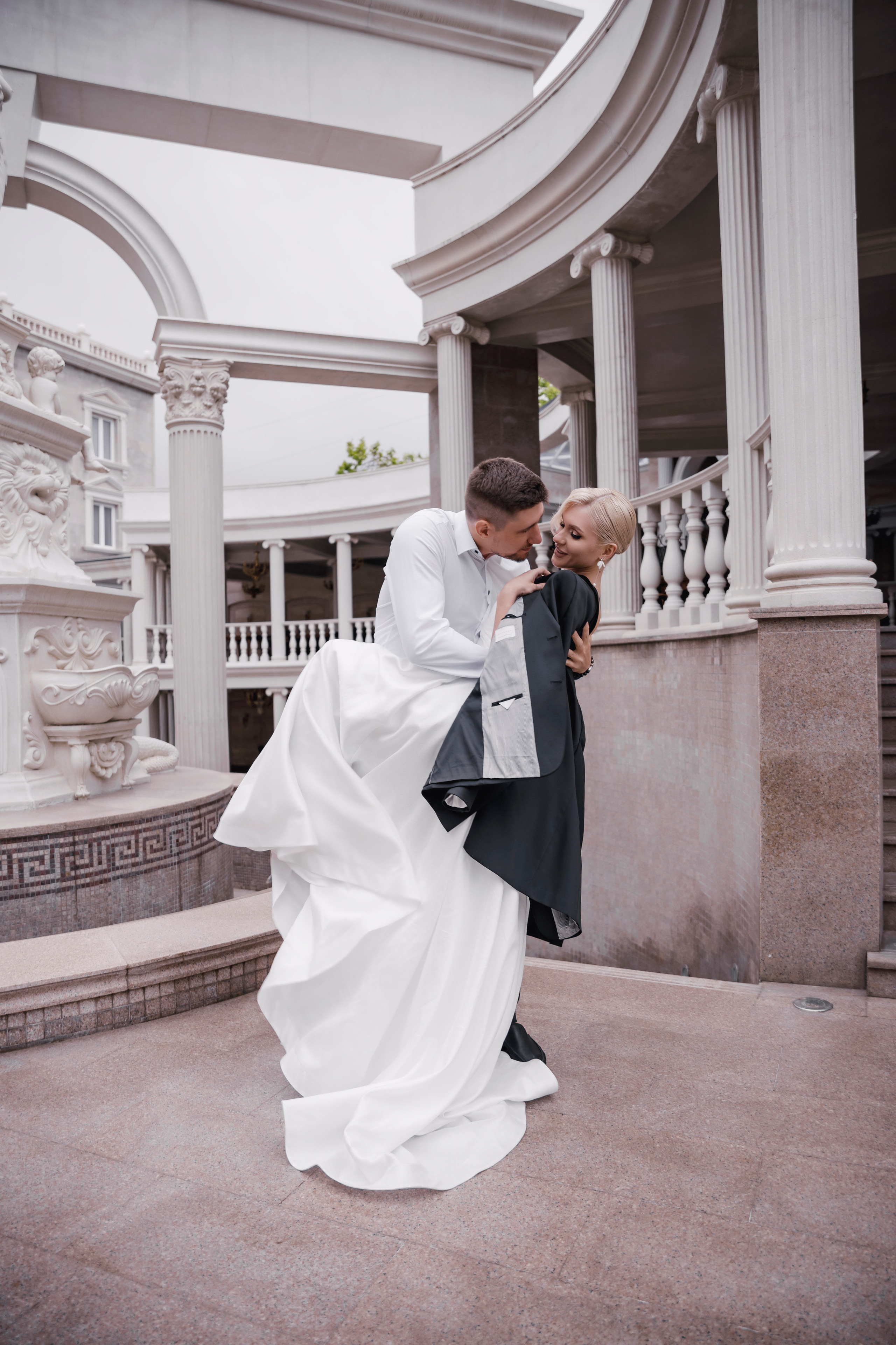 Елена и Виктор. Главная