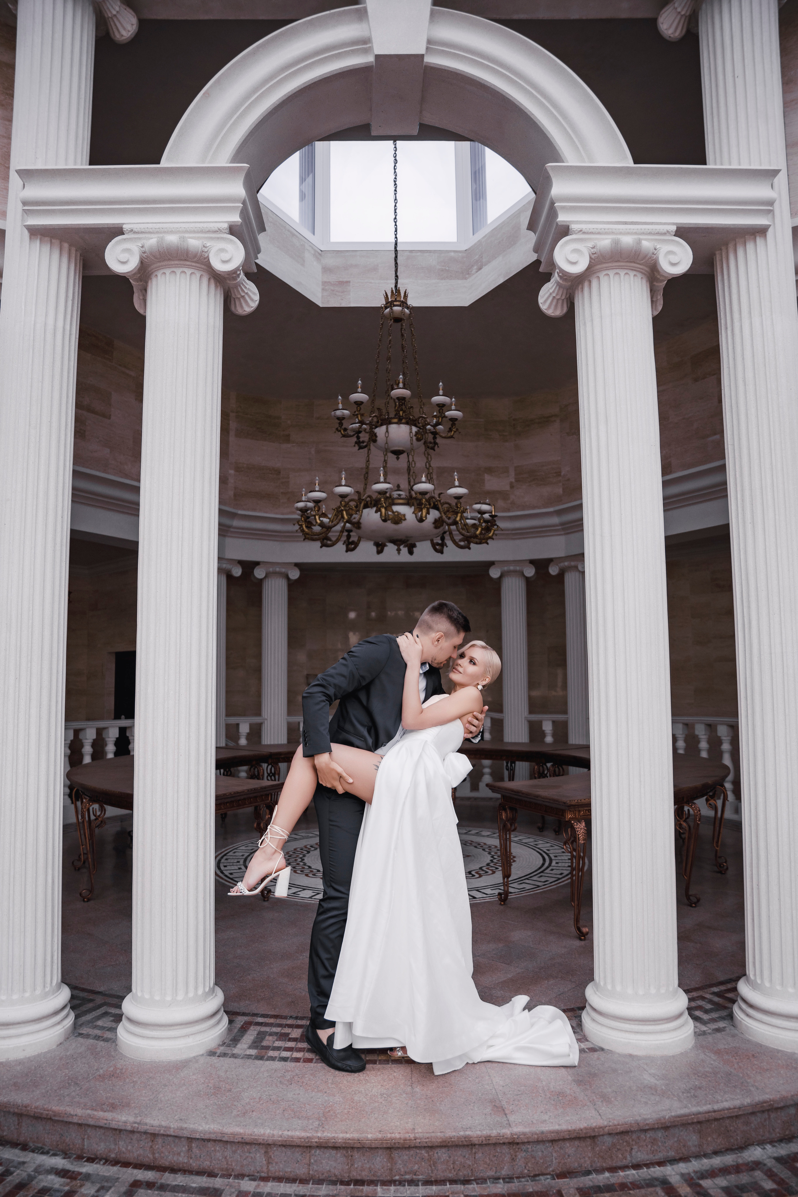 Елена и Виктор. Главная