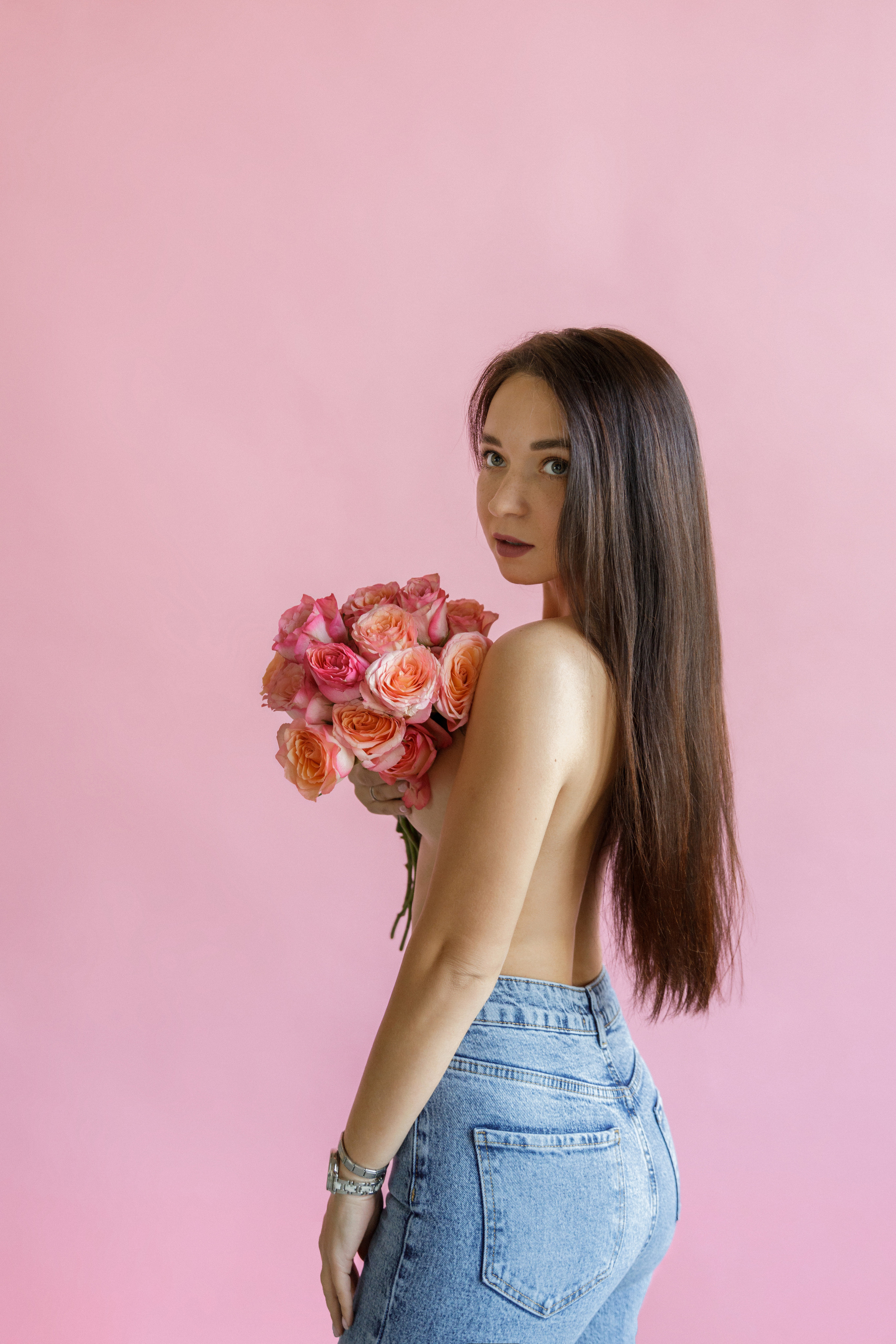 Ира. Главная