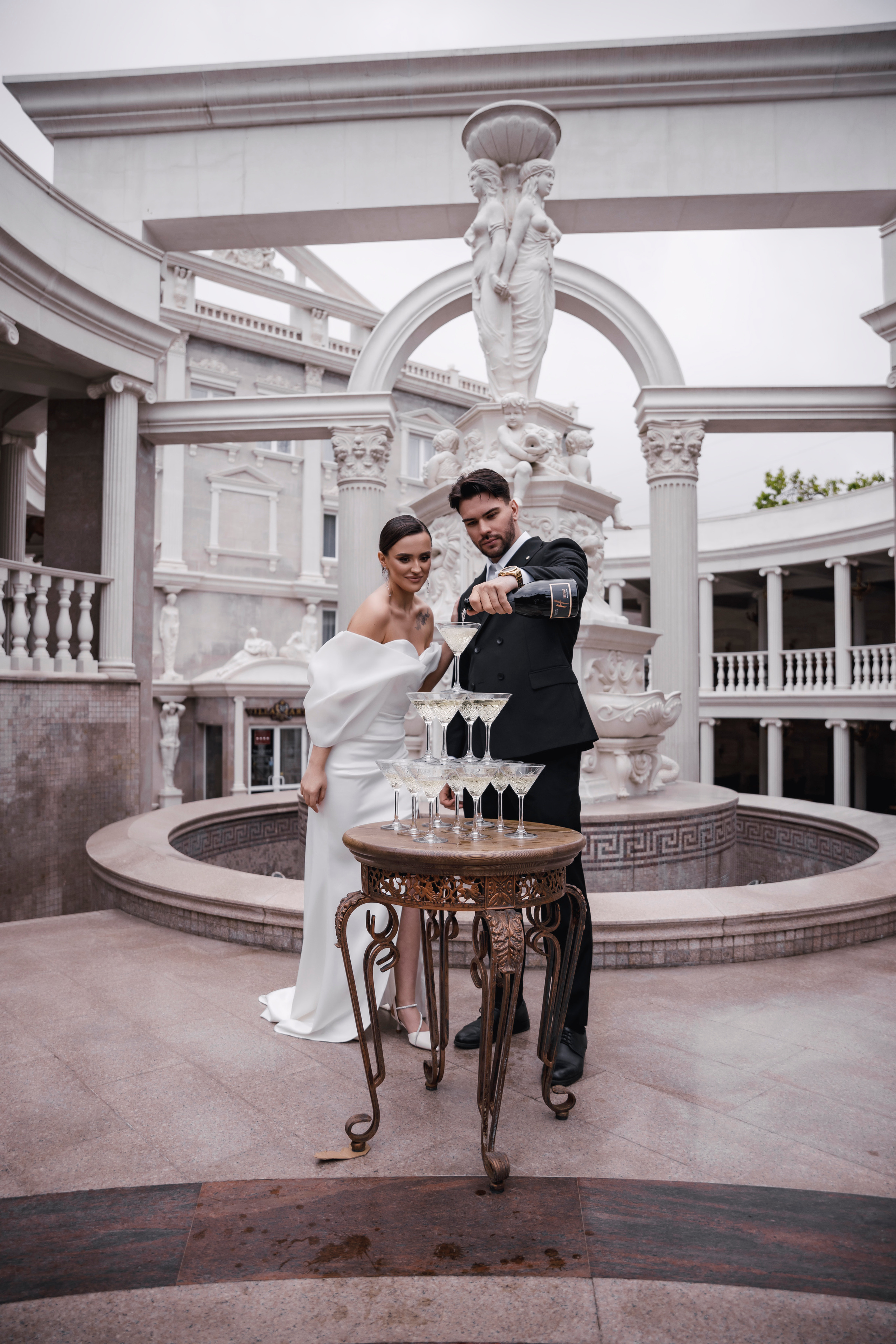 Лара и Алекс. Главная