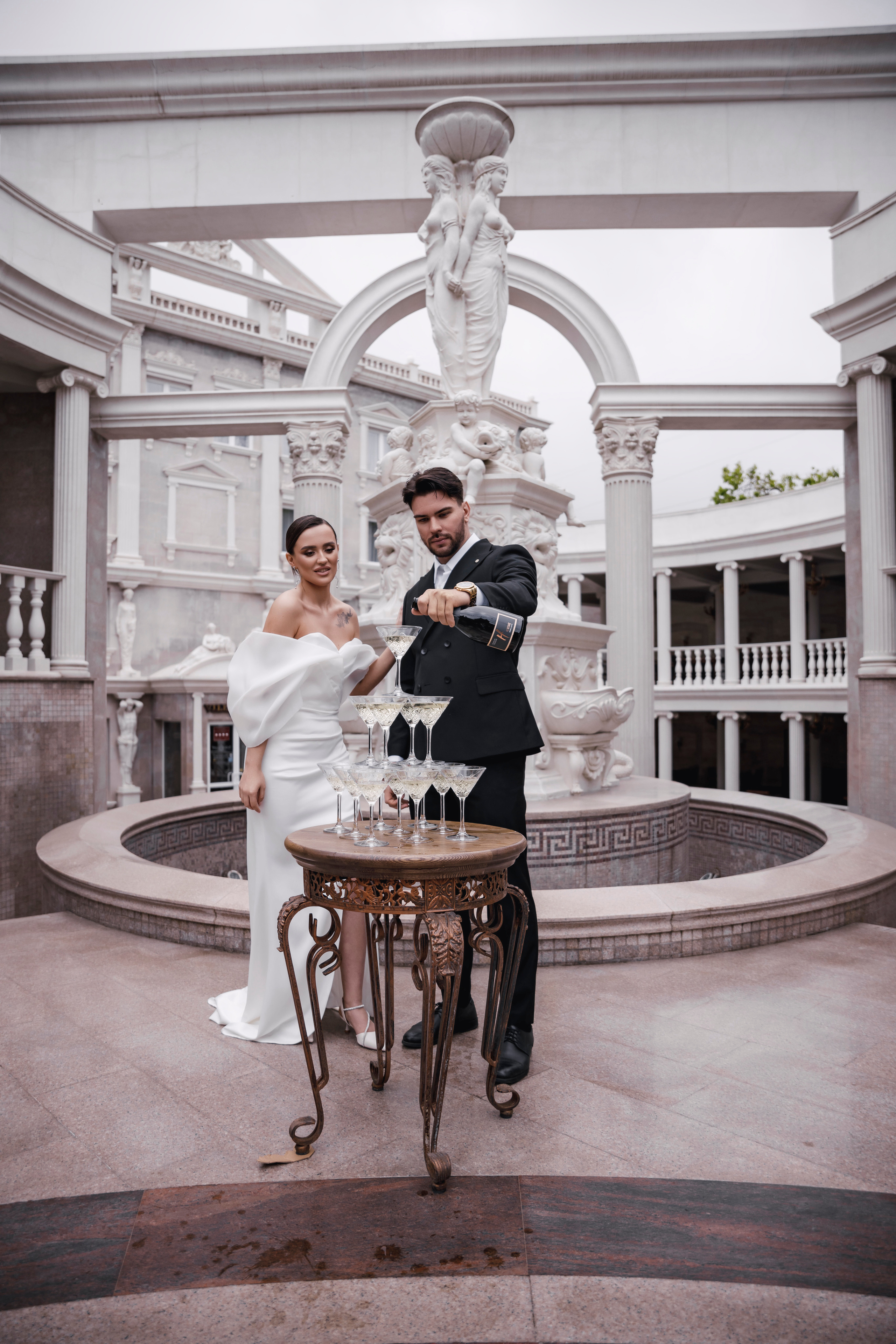 Лара и Алекс. Главная