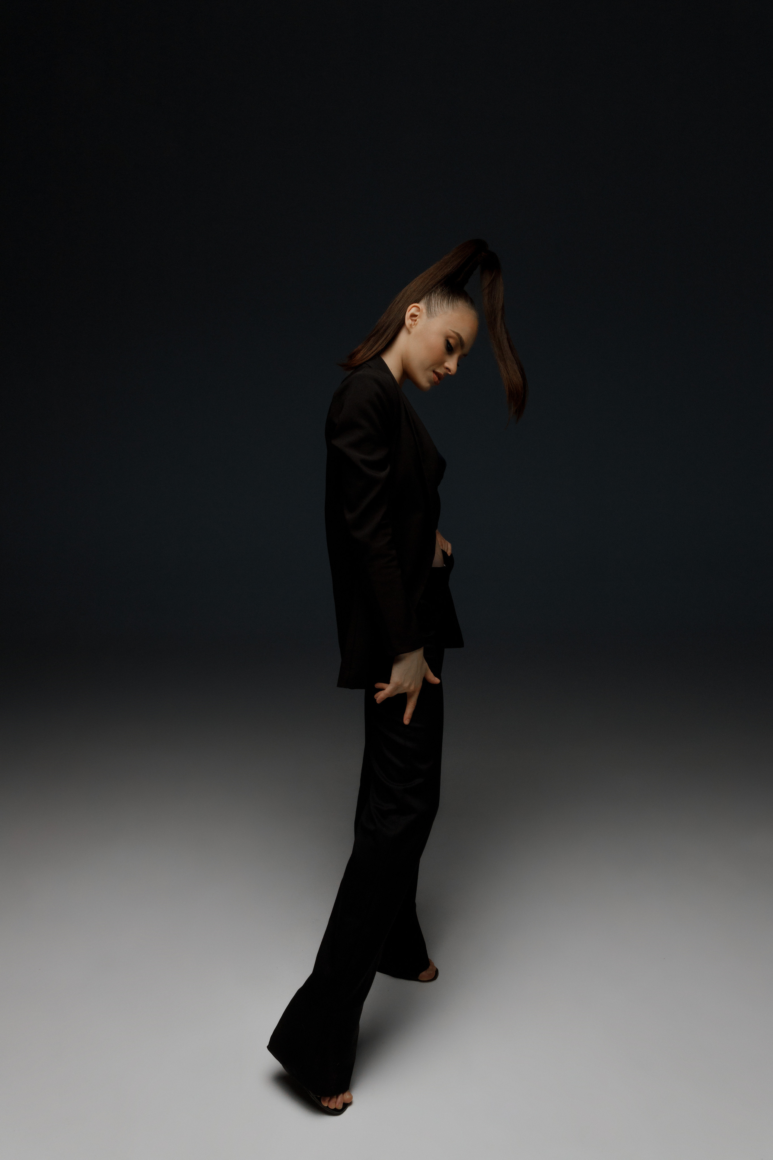 Эмма. Главная