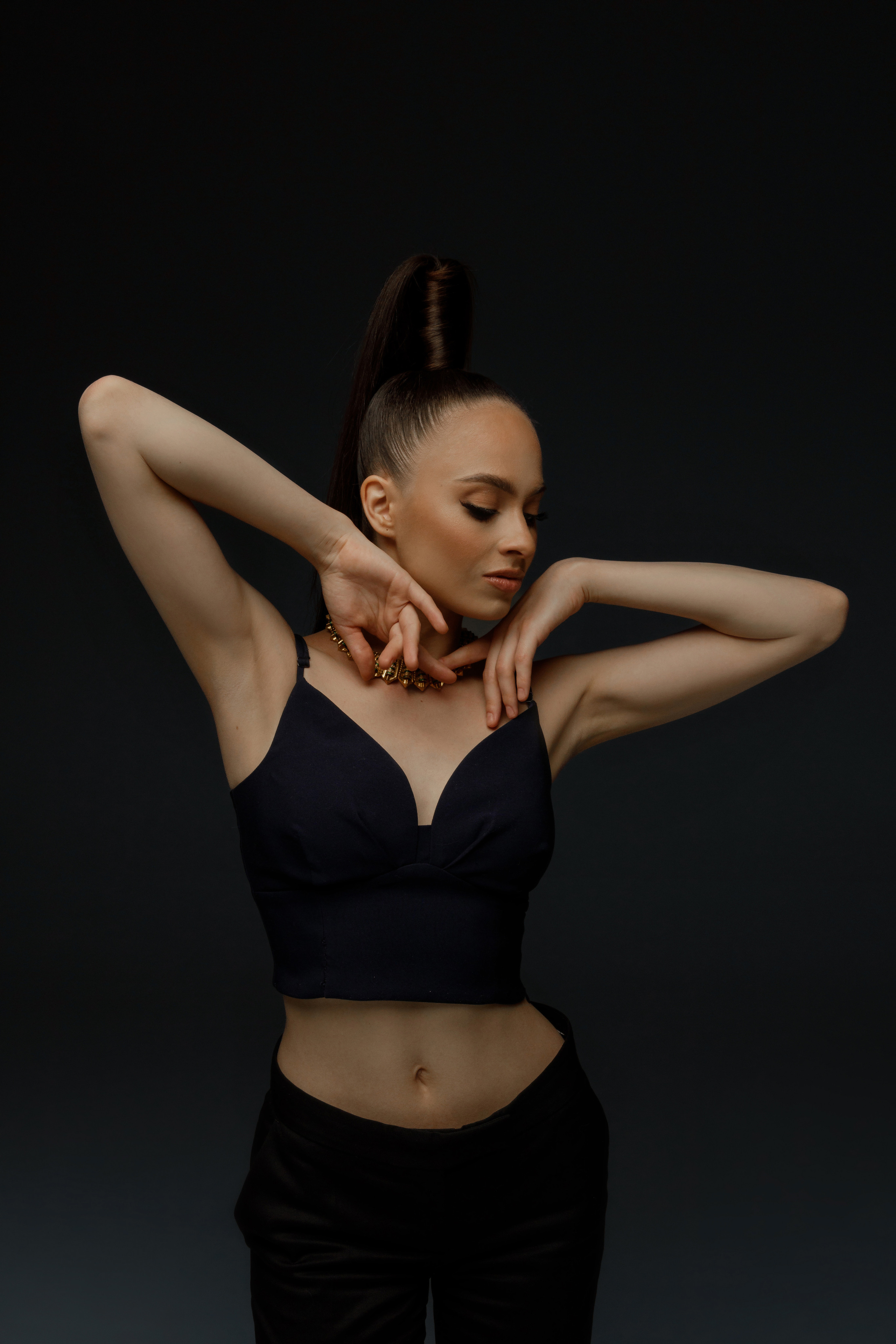 Эмма. Главная