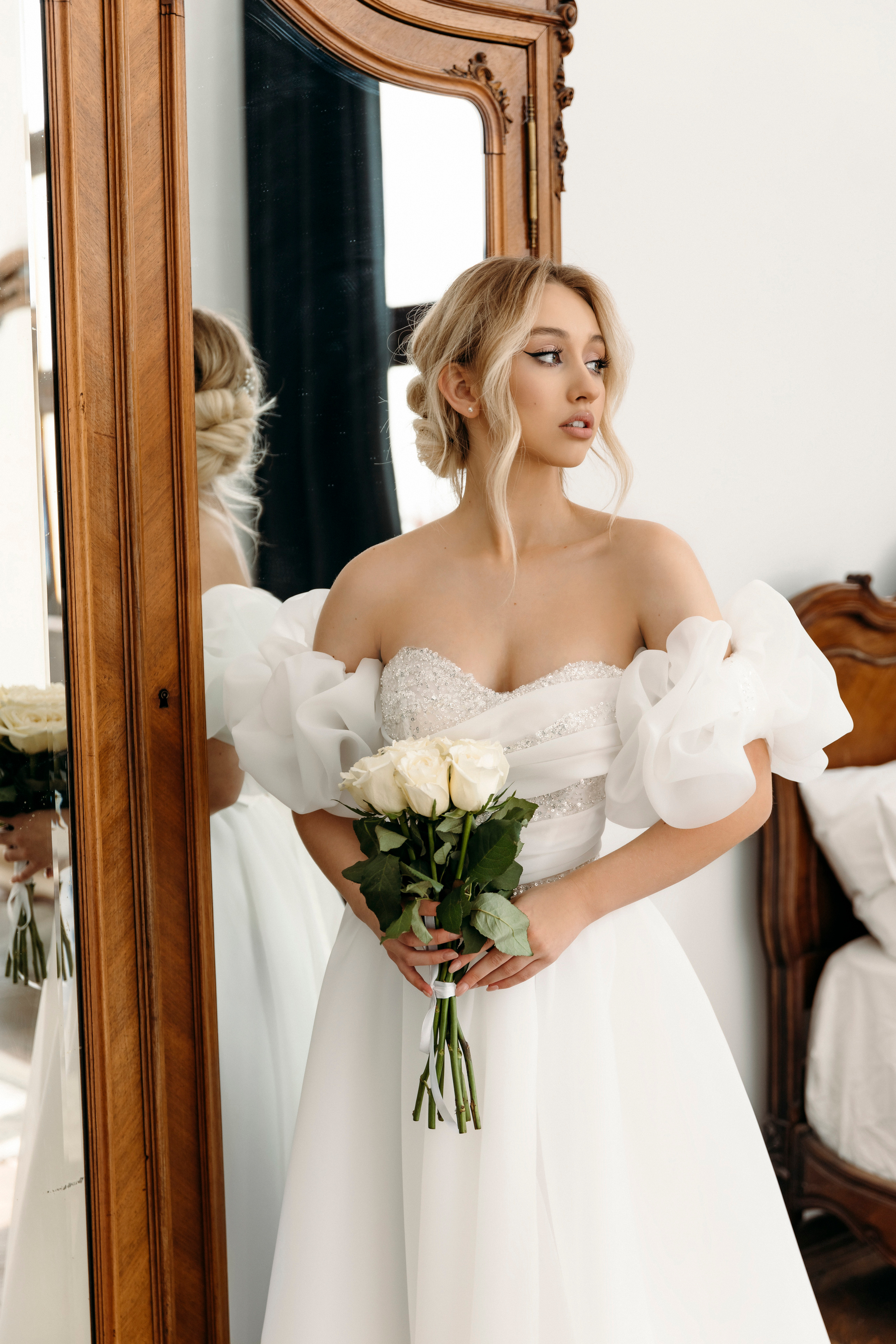 Елизавета. Главная