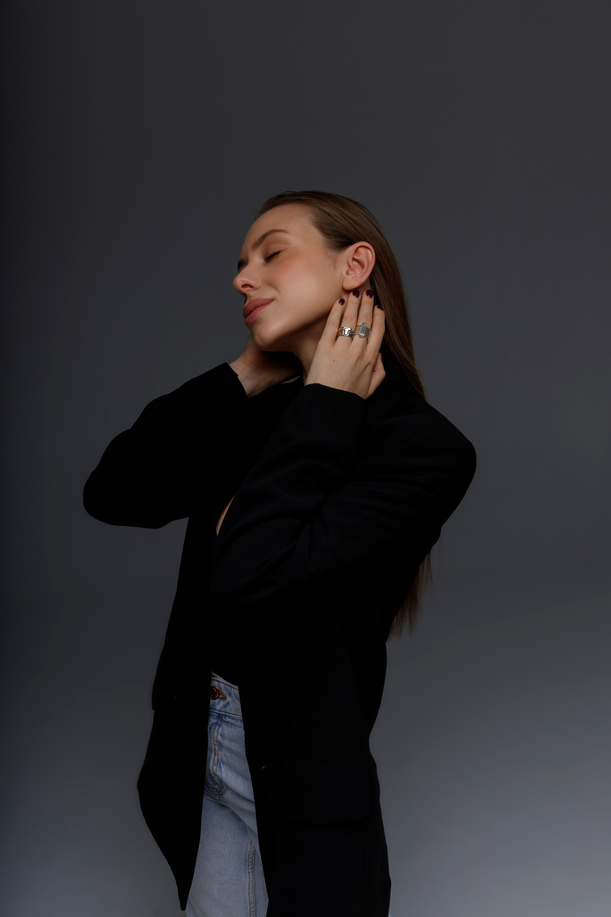 Александра. Главная