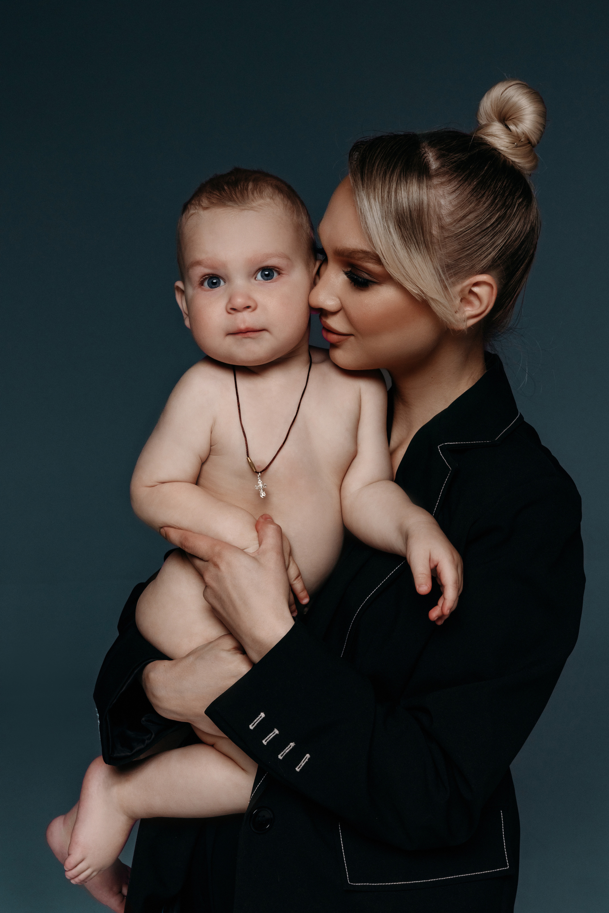 Юля. Главная