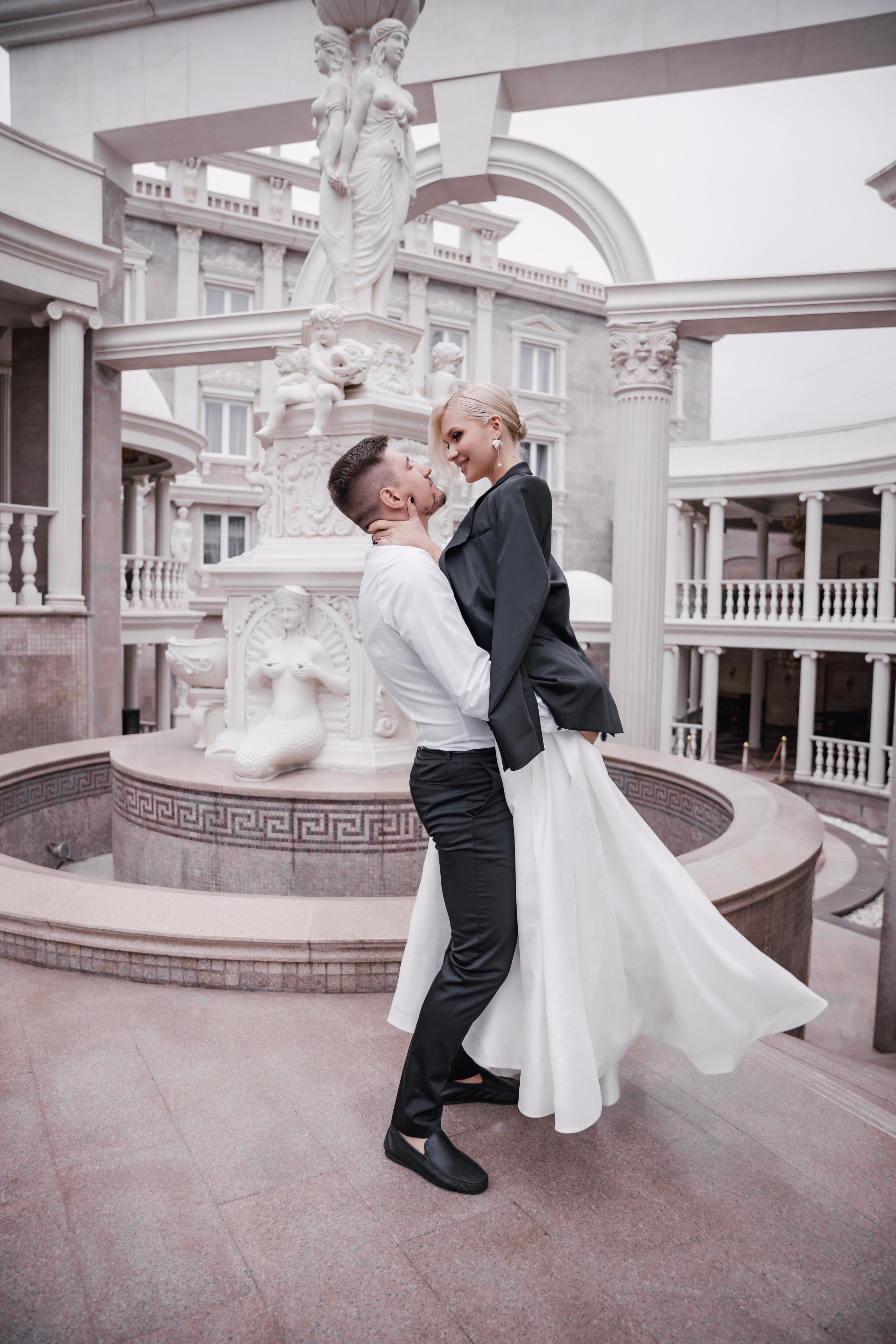 Елена и Виктор. Главная