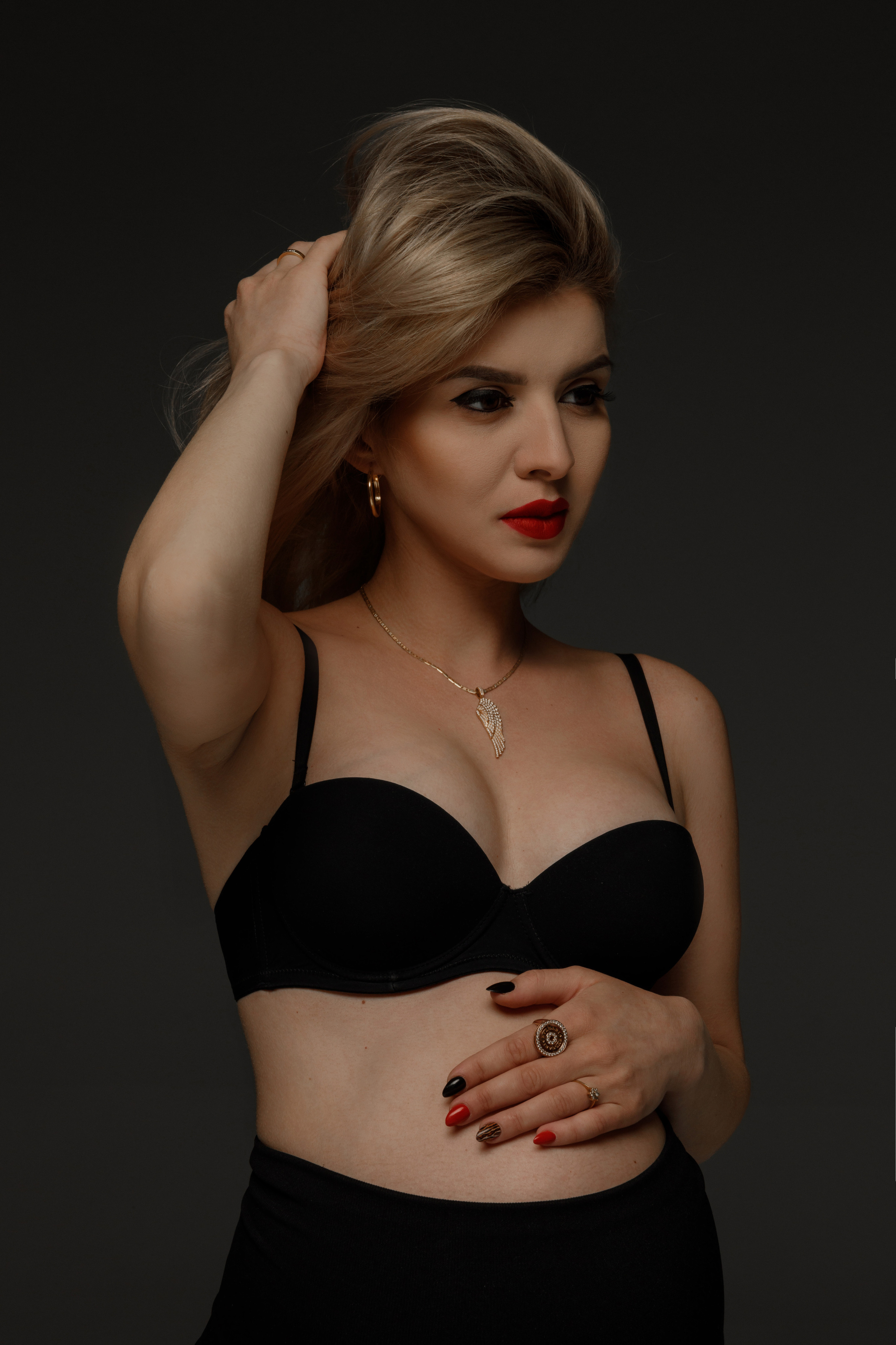 Кристина Максим Марсель. Главная