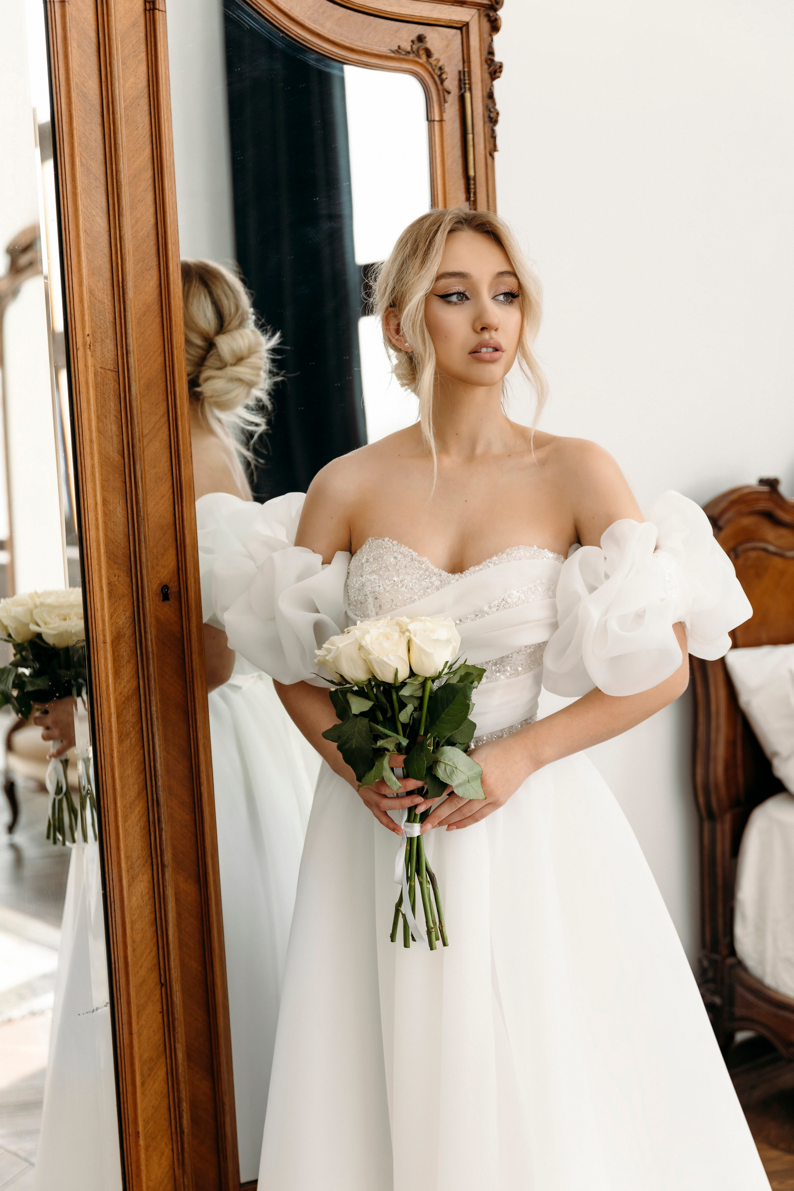 Елизавета. Главная