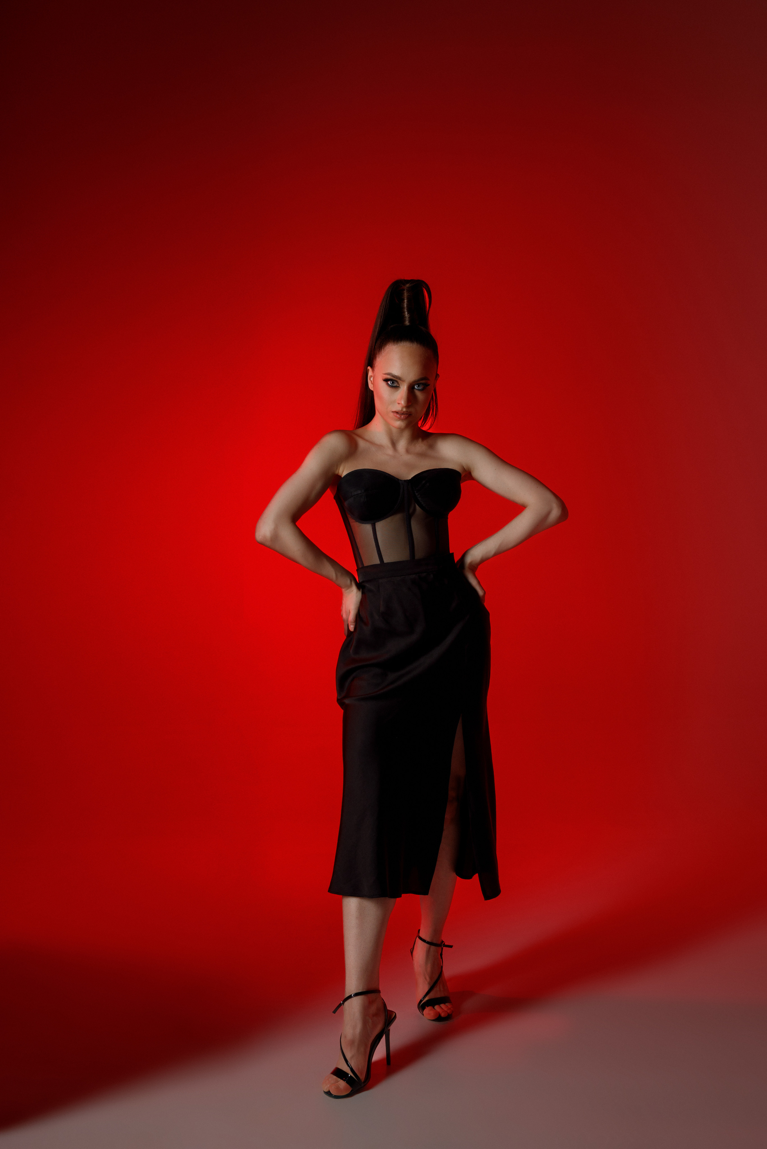 Эмма. Главная