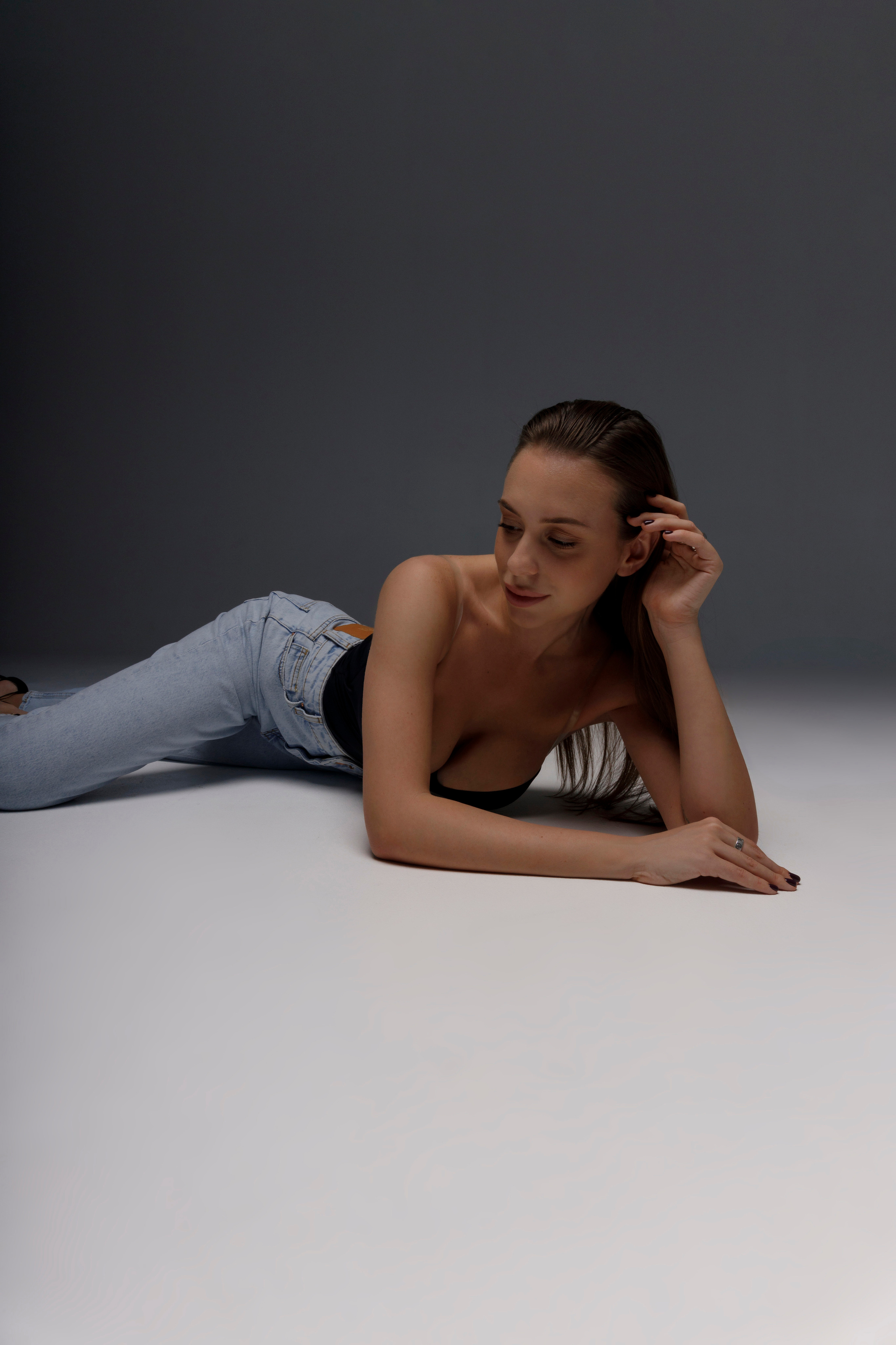 Александра. Главная