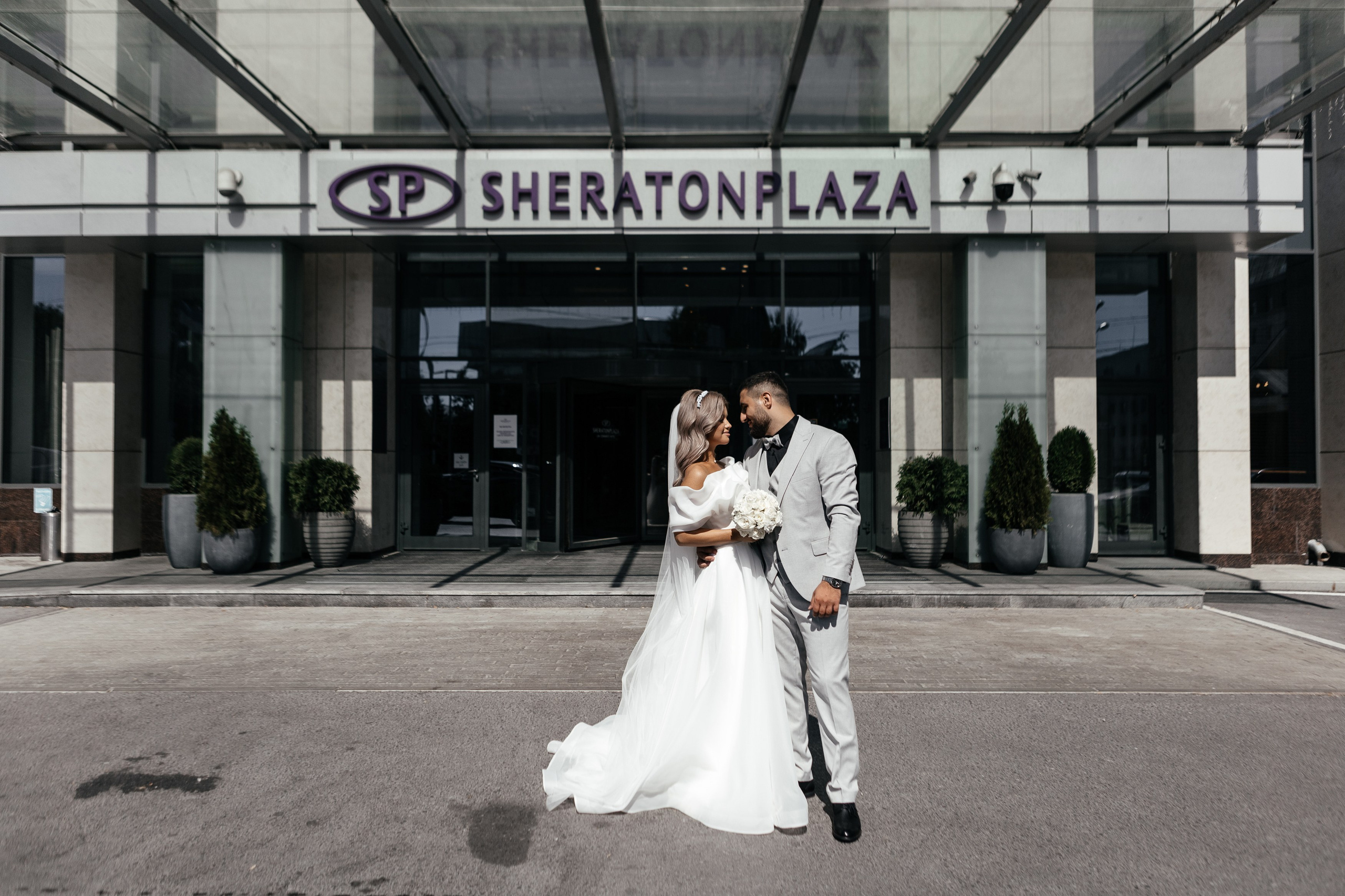 Свадебный фотограф Уфа — Руслан ГабдлисламовЖивые эмоции, красивые кадры, воспоминания на всю жизнь.Работаю по всей Республике Башкортоста. Свадебный фотограф Уфа Руслан Габдлисламов