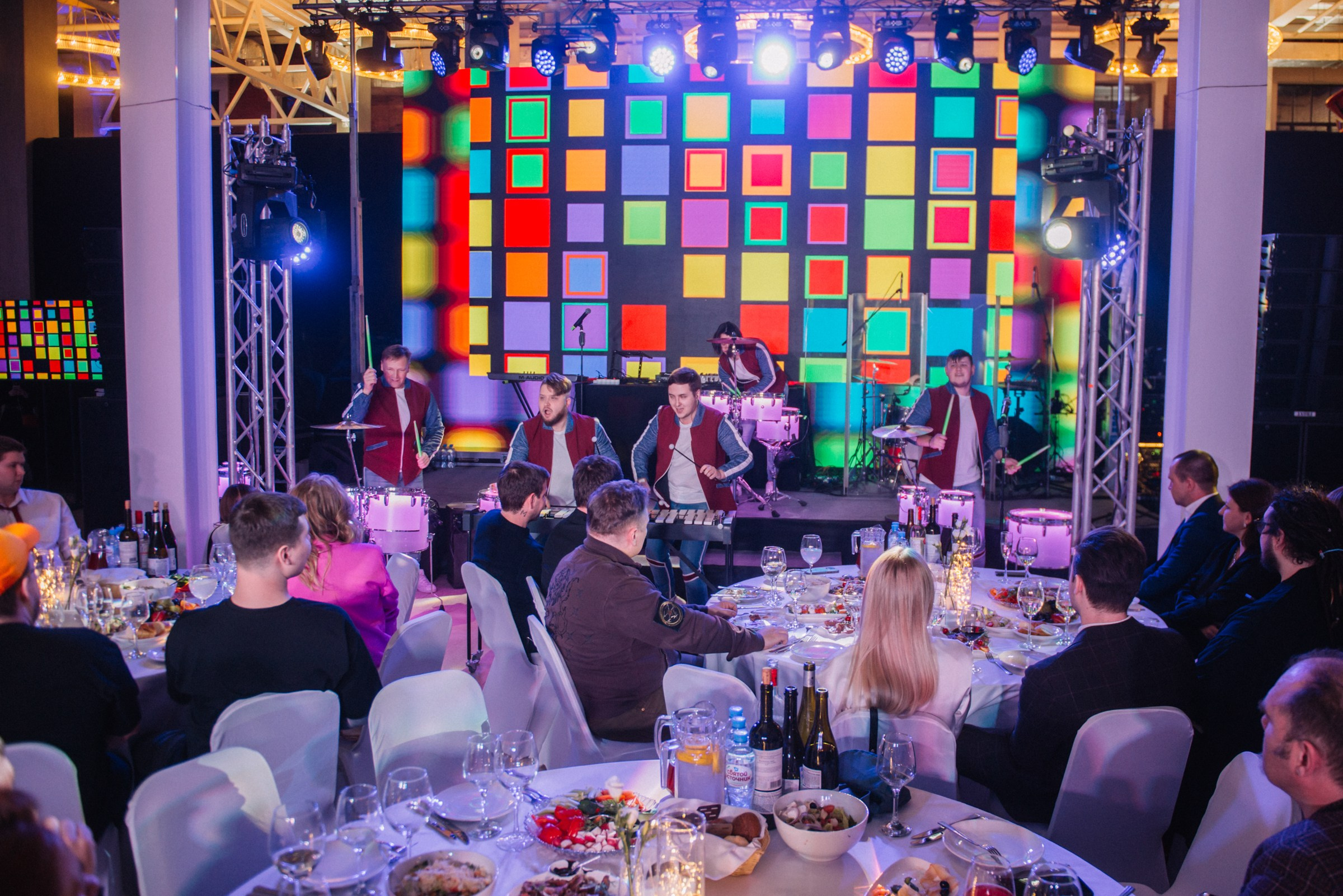 Репортажный фотограф в Екатеринбурге Ирина Смирнова. Профессиональный фотограф в Екатеринбурге Ирина Смирнова