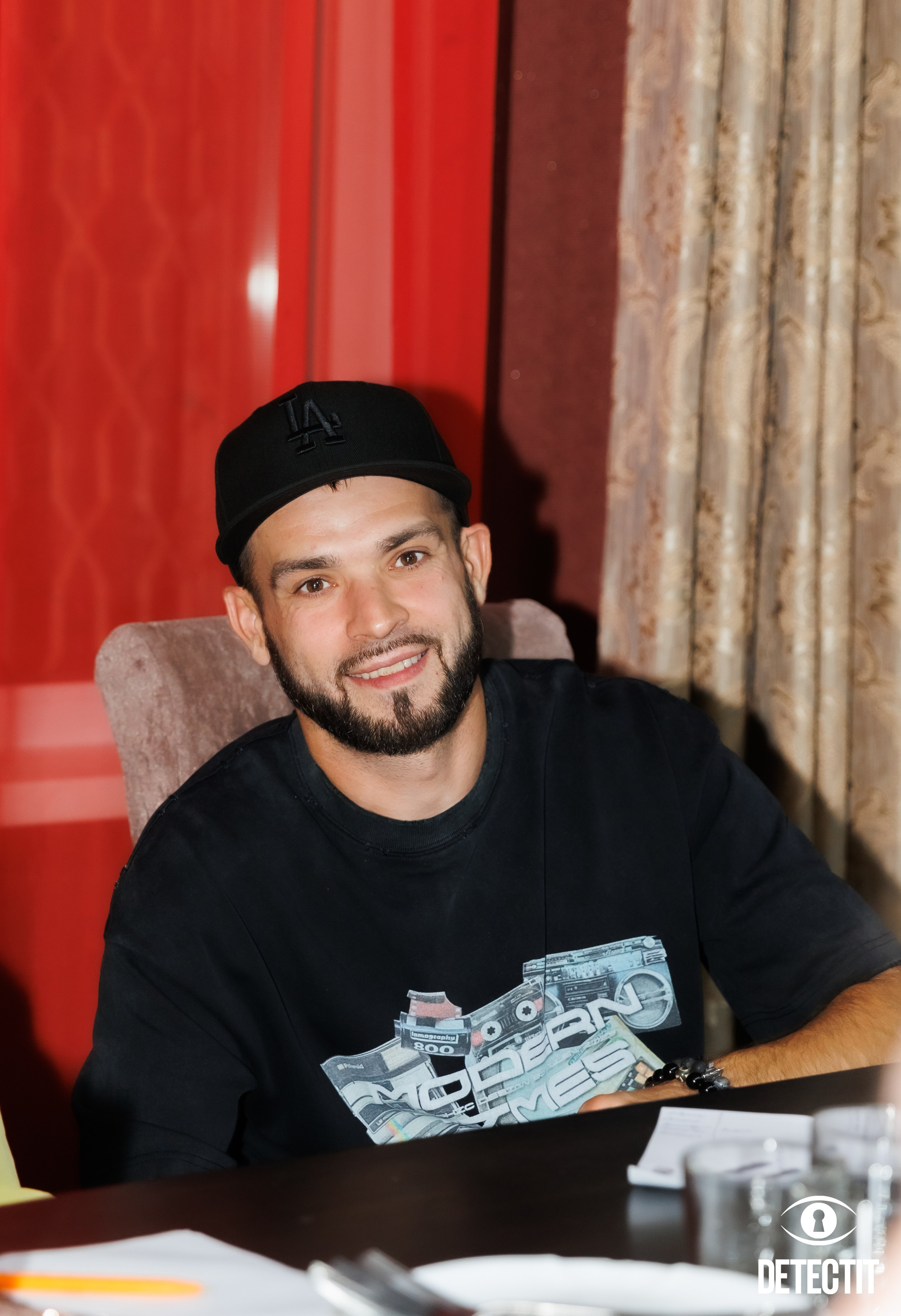 DETECTIT. Фотограф семейных, детских, репортажных съёмок г. Уссурийск-Владивосток