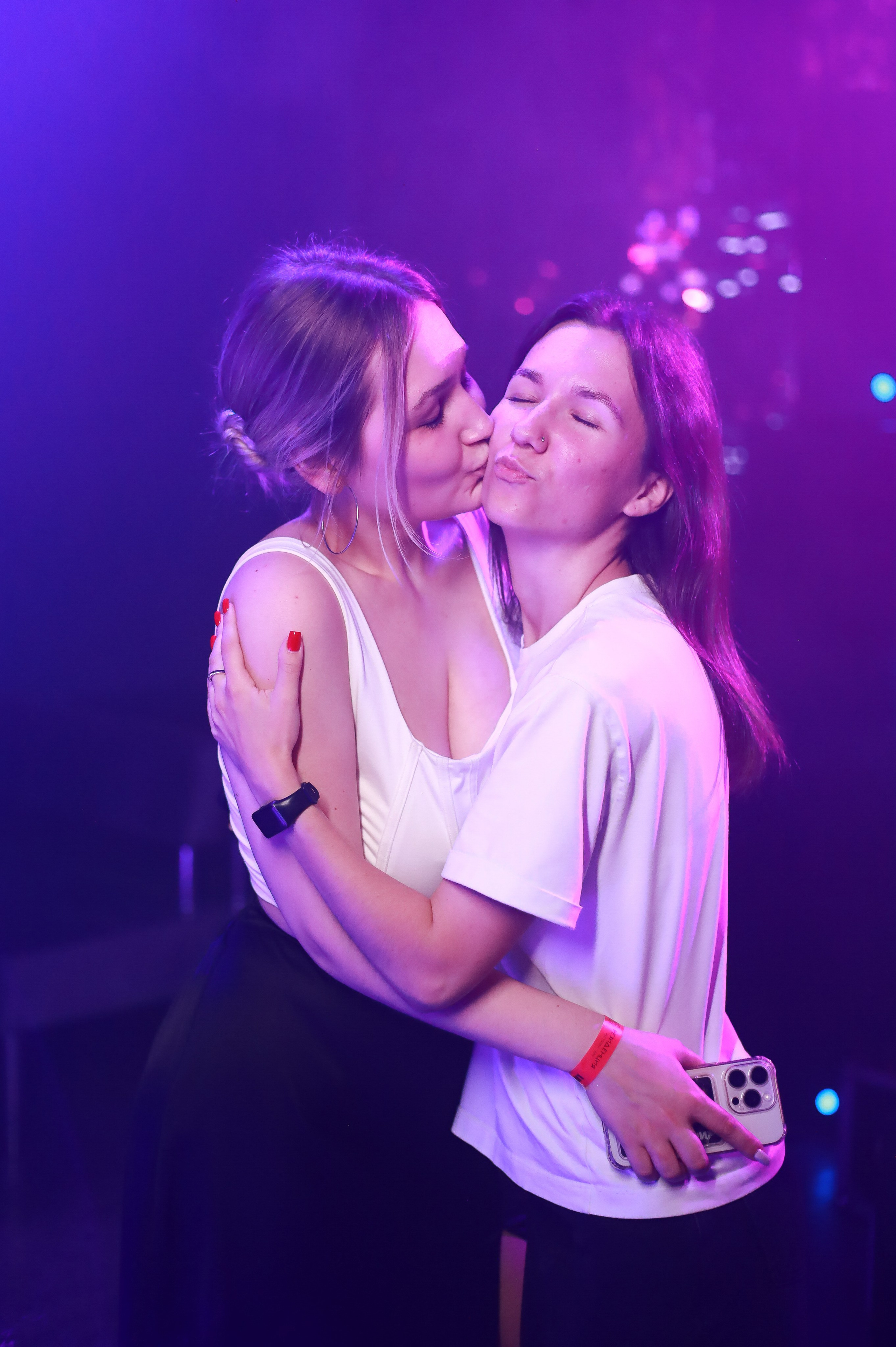 Клуб Резиденция лучшее. Контакты