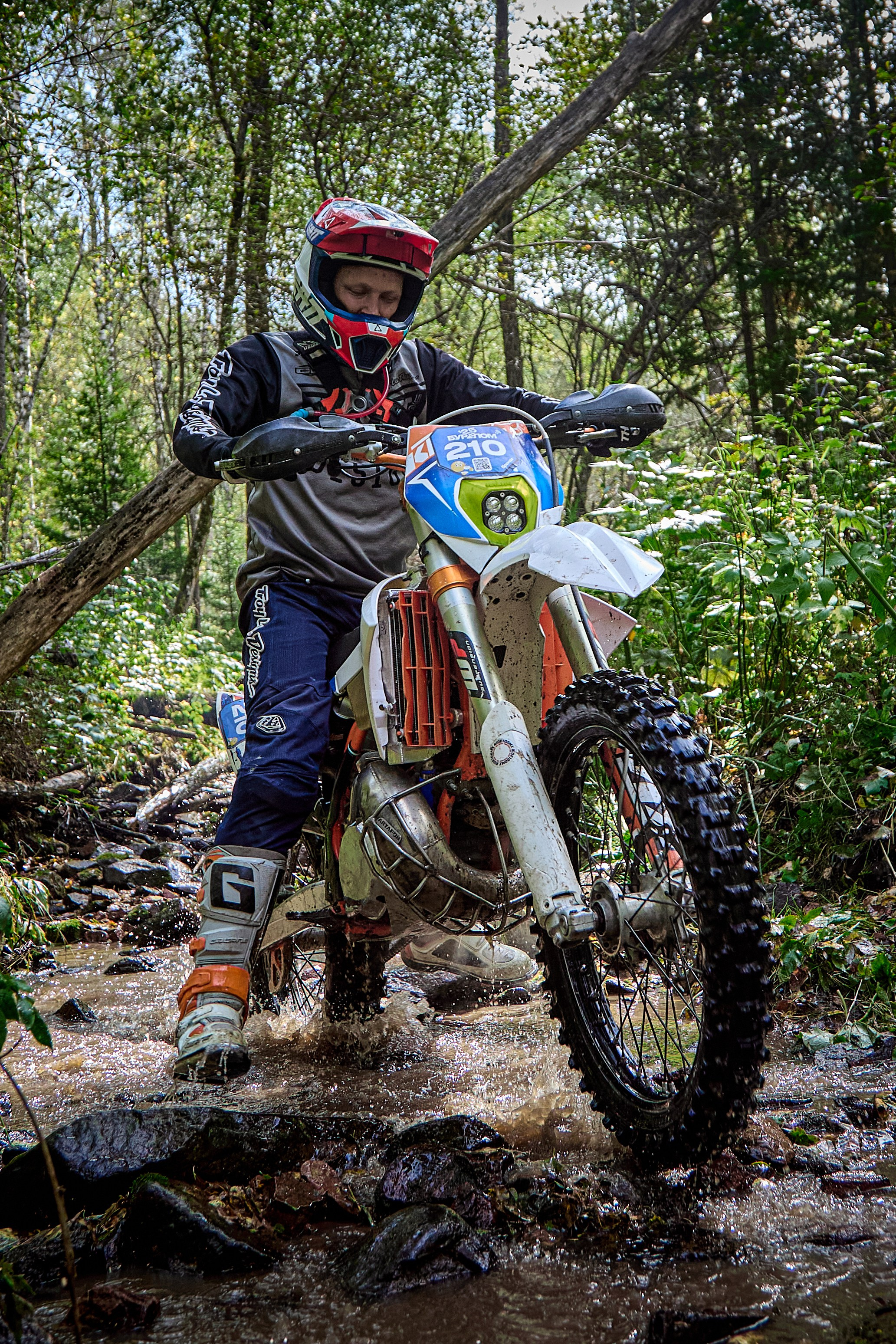 БУРЕЛОМ 2025 чемпионат Сибири по Эндуро. Фотограф Москва Concerts photo / Fashion photо