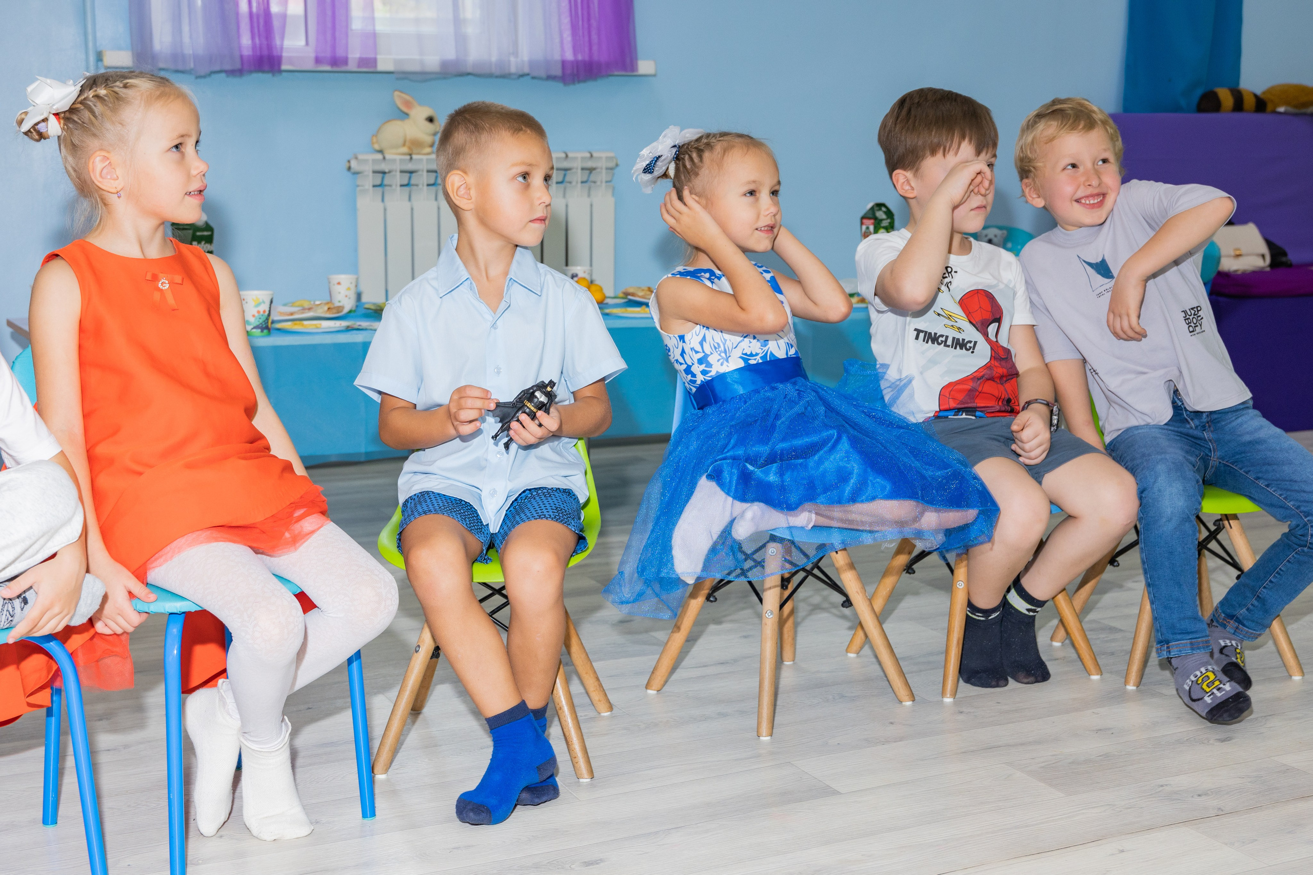 День Рождение в детском центре Качели. Выпускные альбомы во Владивостоке