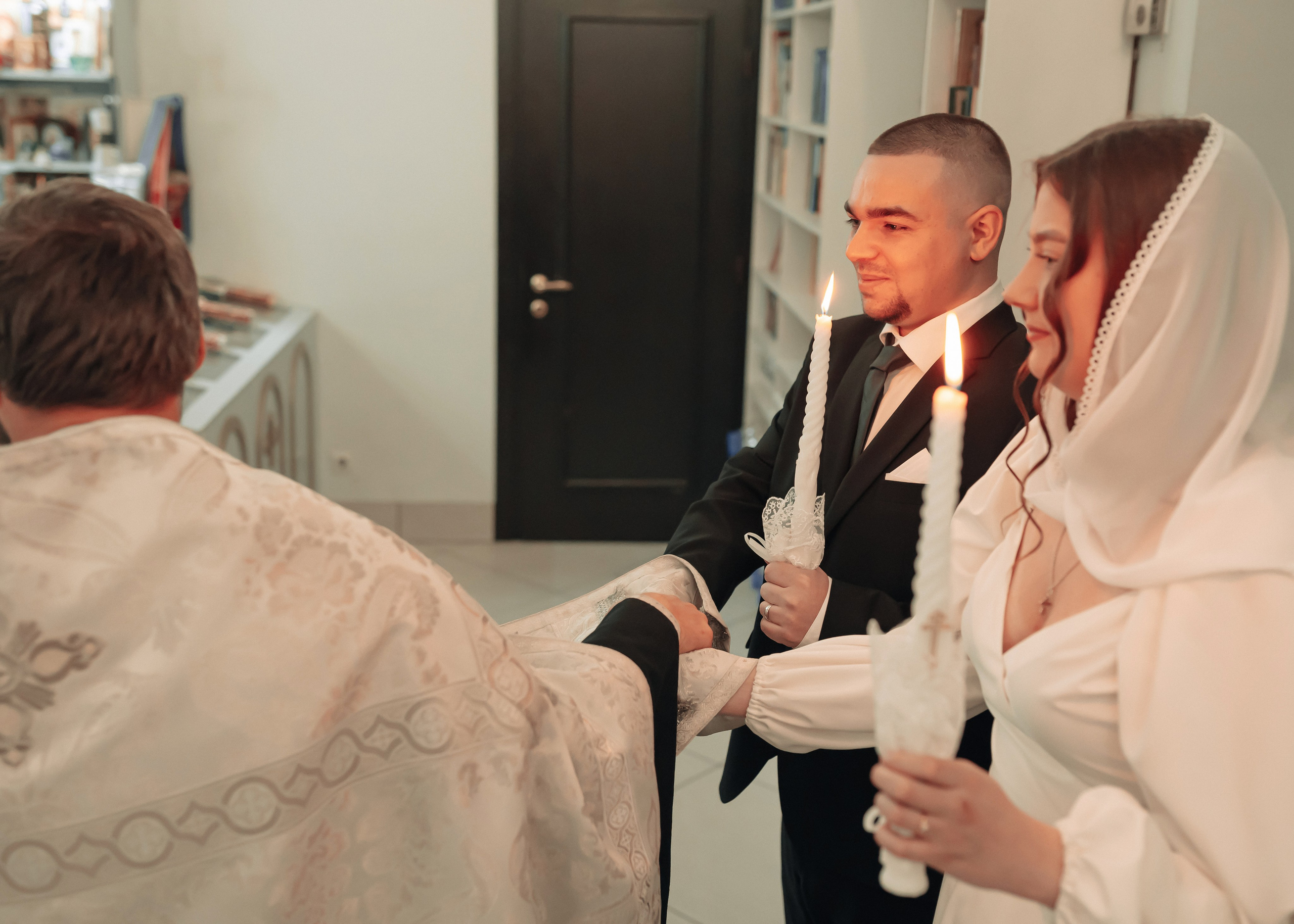 Венчание «Венцы любви и верности». Крамер Юлиана детский и семейный фотограф