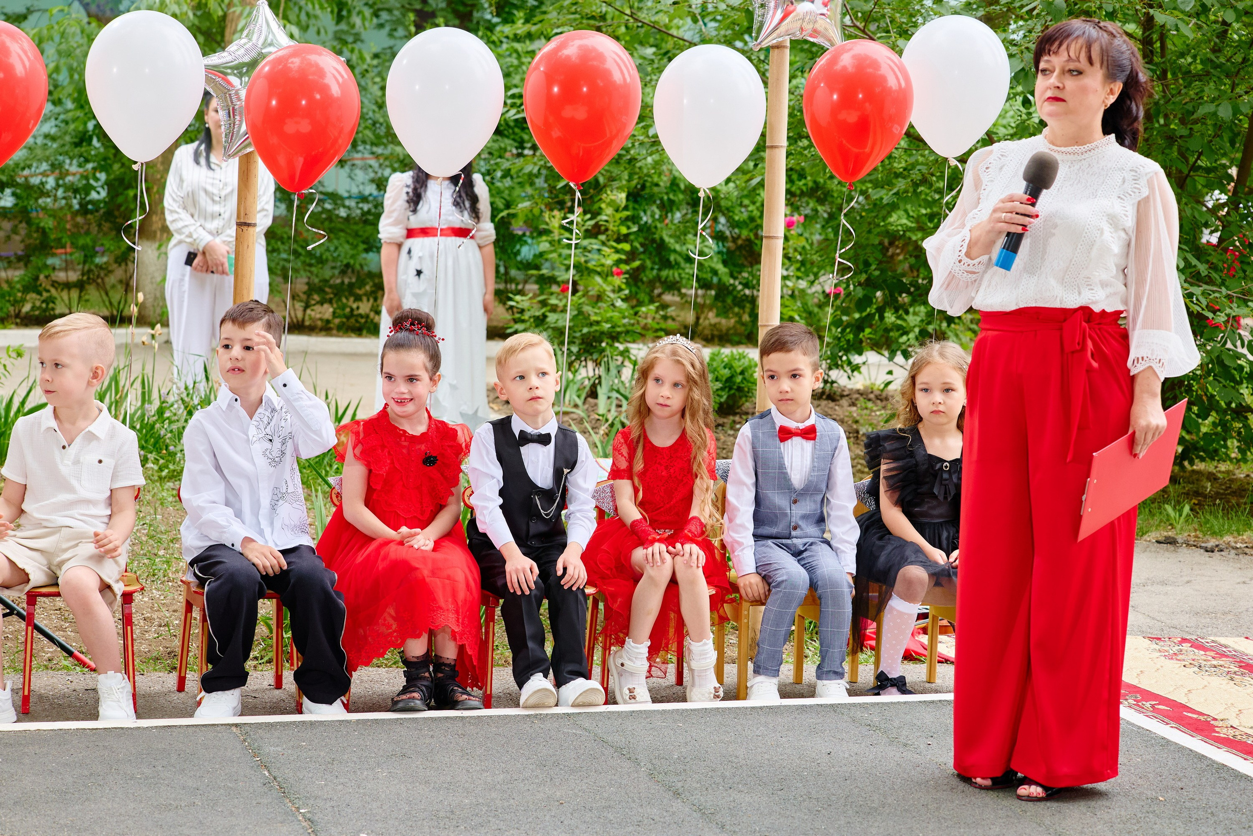 Выпускной 45 сад. Фотограф Выпускные альбомы Таганрог Сергей Коробченко
