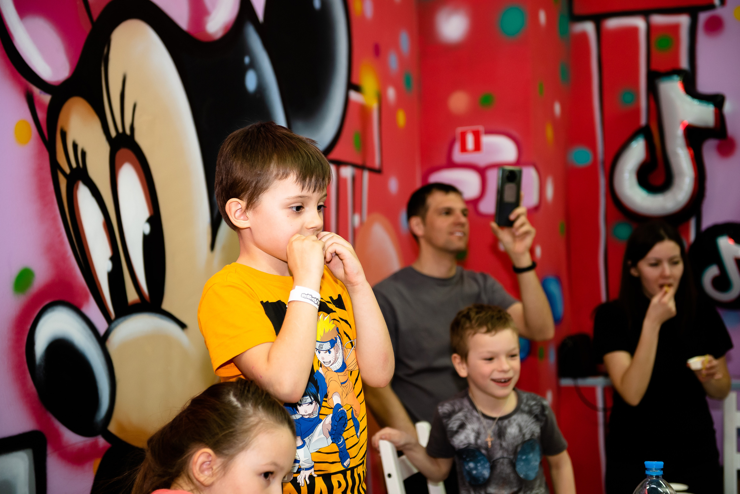 ДР Родиона в детском центре. Репортажный фотограф в Москве Alena Sfotkaet