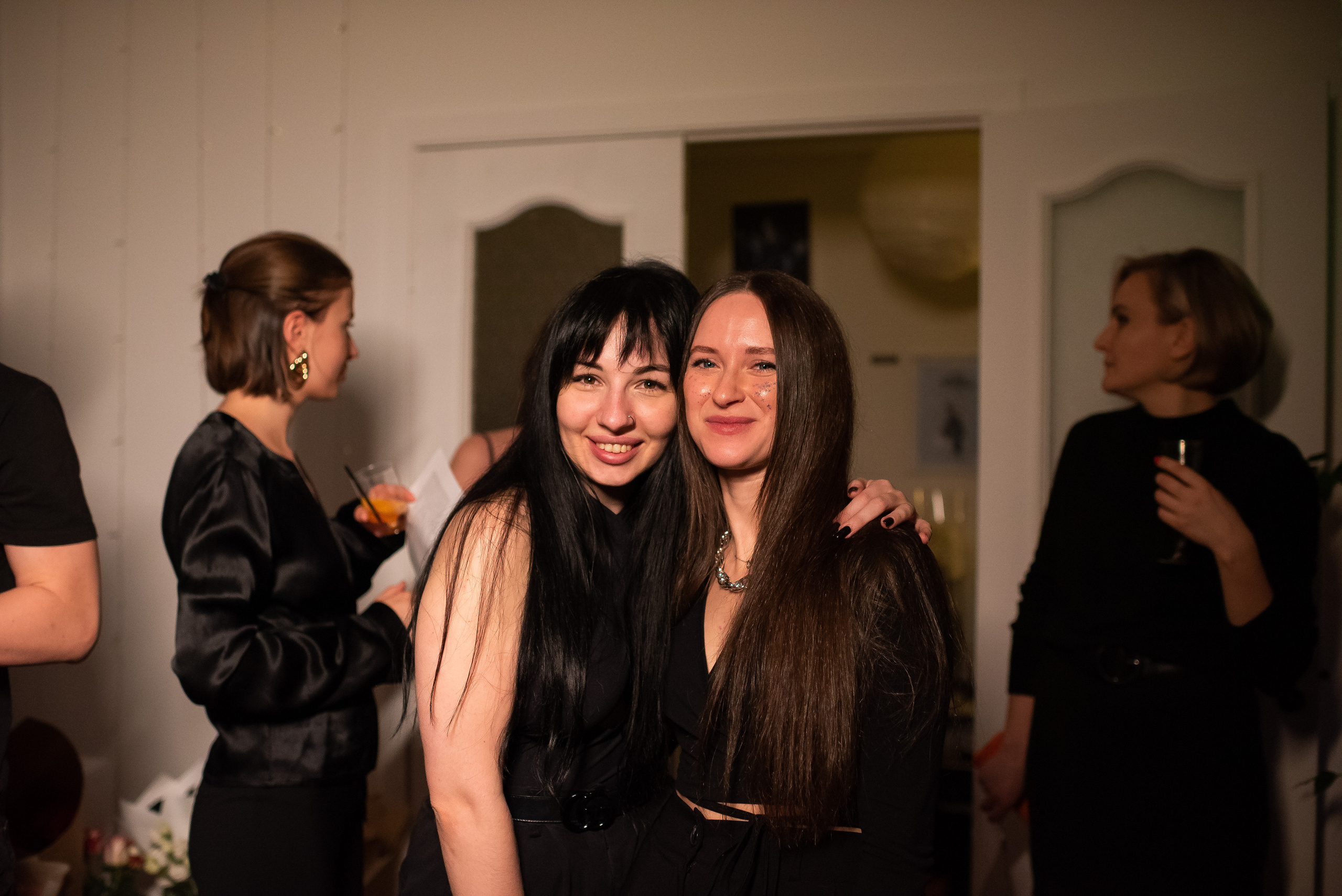 Blackparty дома у Юлии. Репортажный фотограф в Москве Alena Sfotkaet