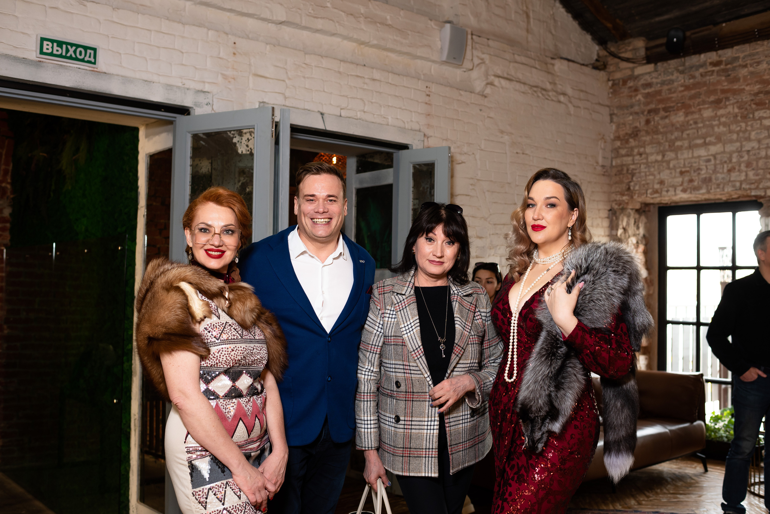 Нетворкинг в лофте. Репортажный фотограф в Москве Alena Sfotkaet