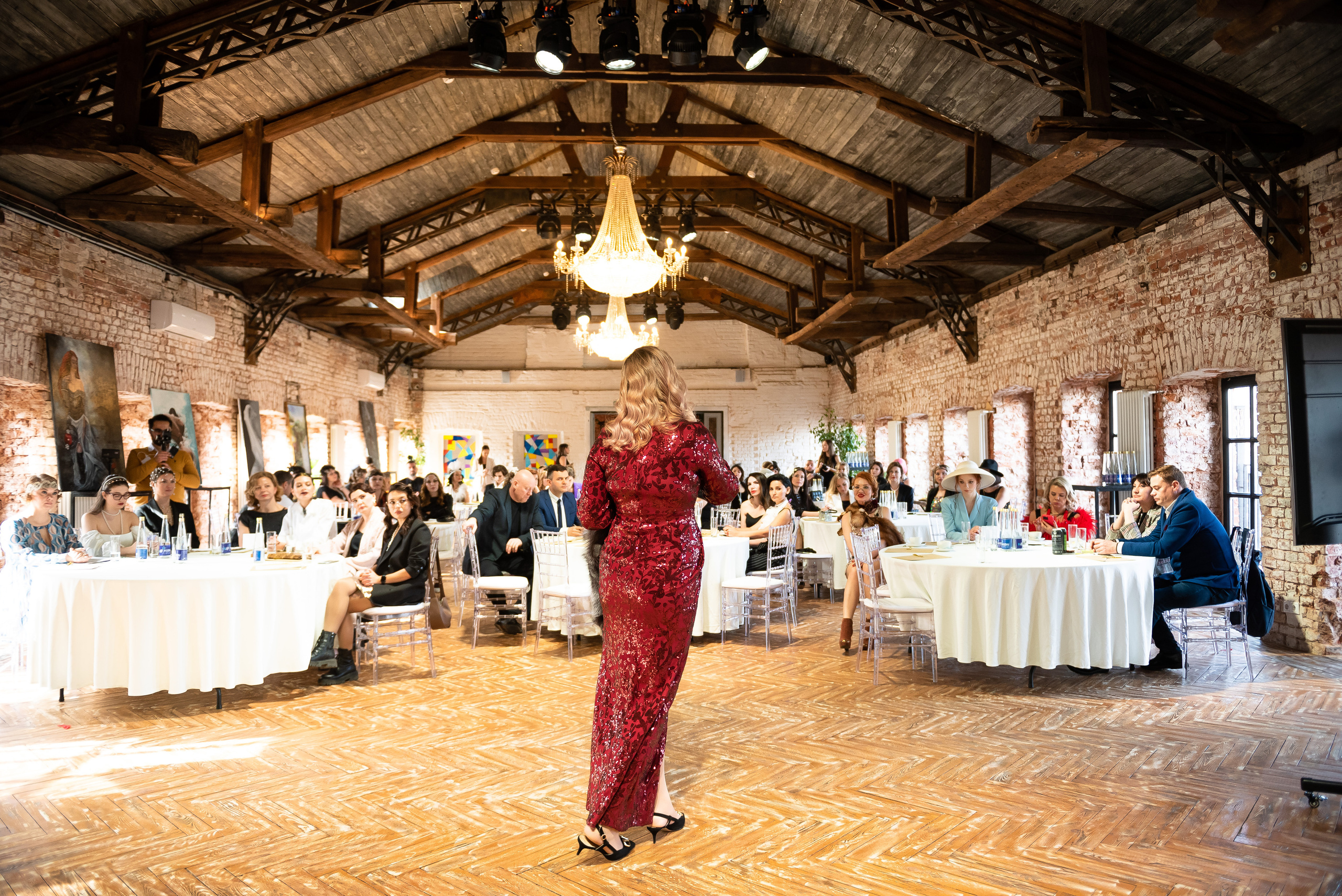 Нетворкинг в лофте. Репортажный фотограф в Москве Alena Sfotkaet