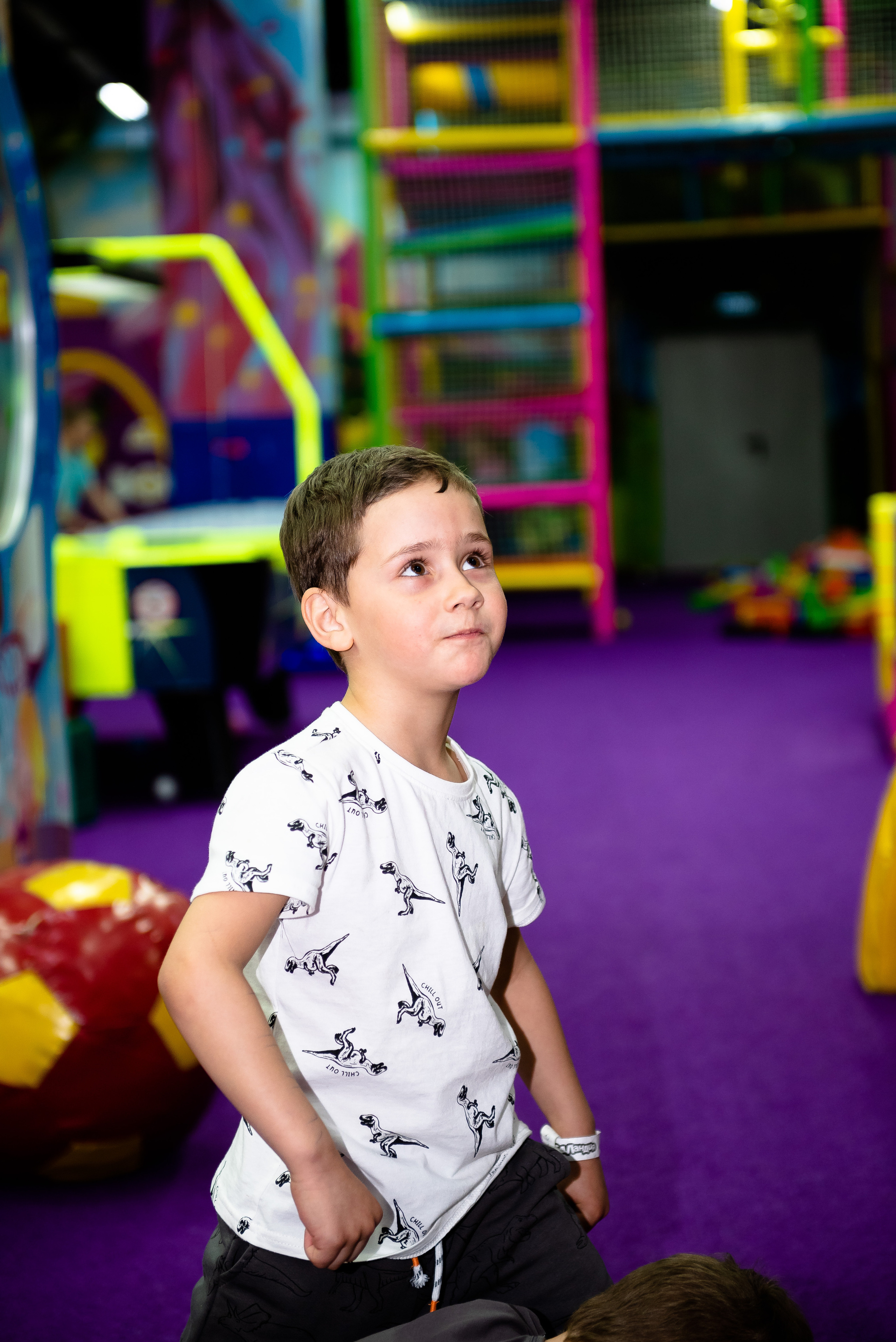 ДР Родиона в детском центре. Репортажный фотограф в Москве Alena Sfotkaet