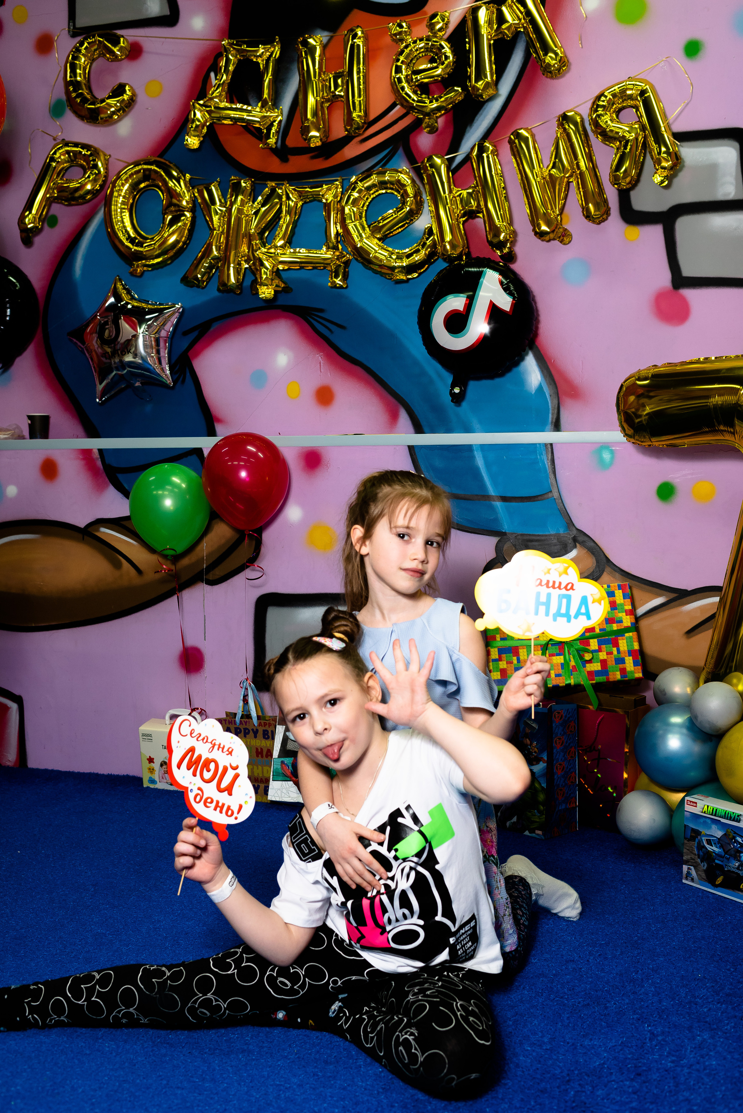 ДР Родиона в детском центре. Репортажный фотограф в Москве Alena Sfotkaet