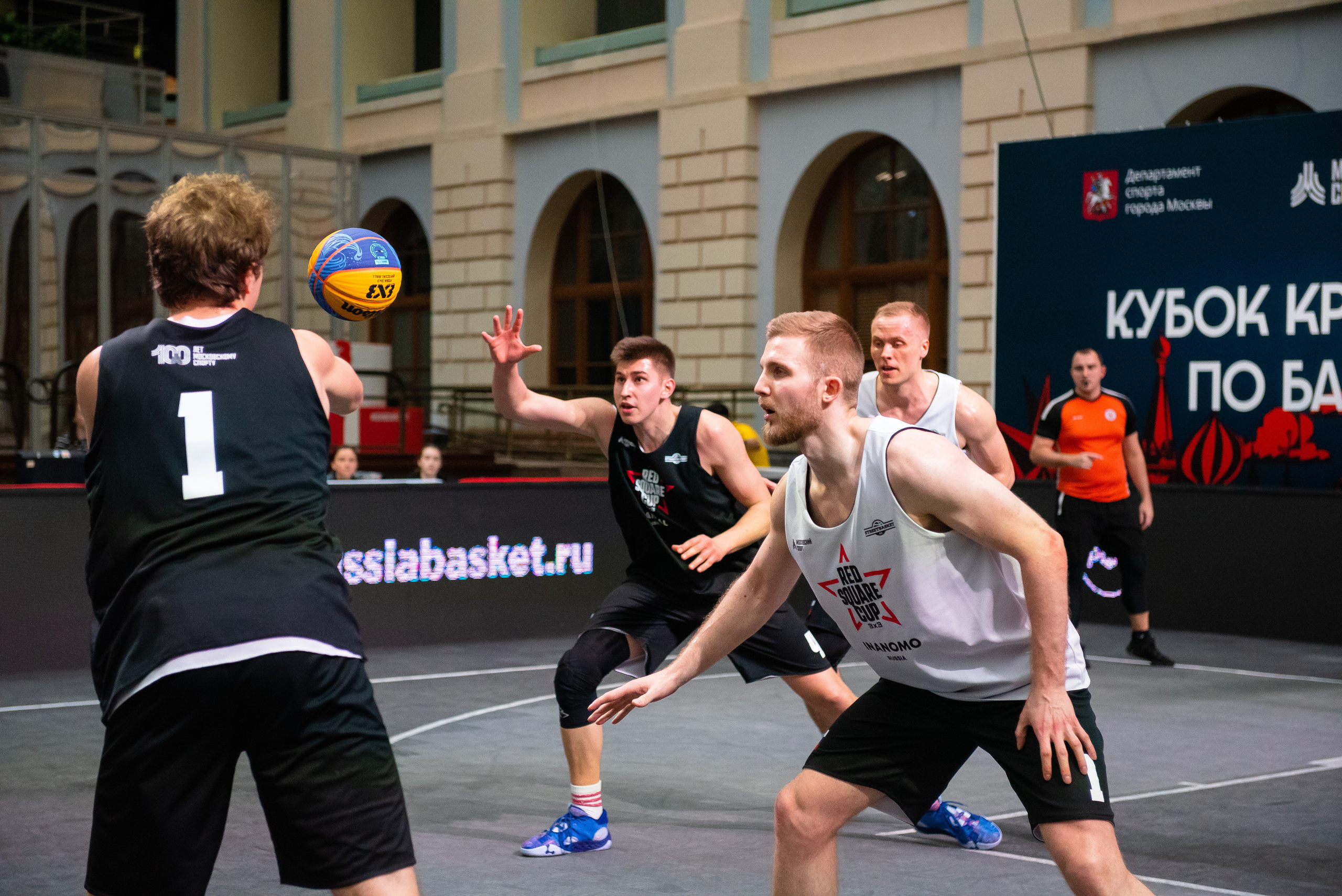 Стритбаскет «Кубок Красной Площади». Репортажный фотограф в Москве Alena Sfotkaet