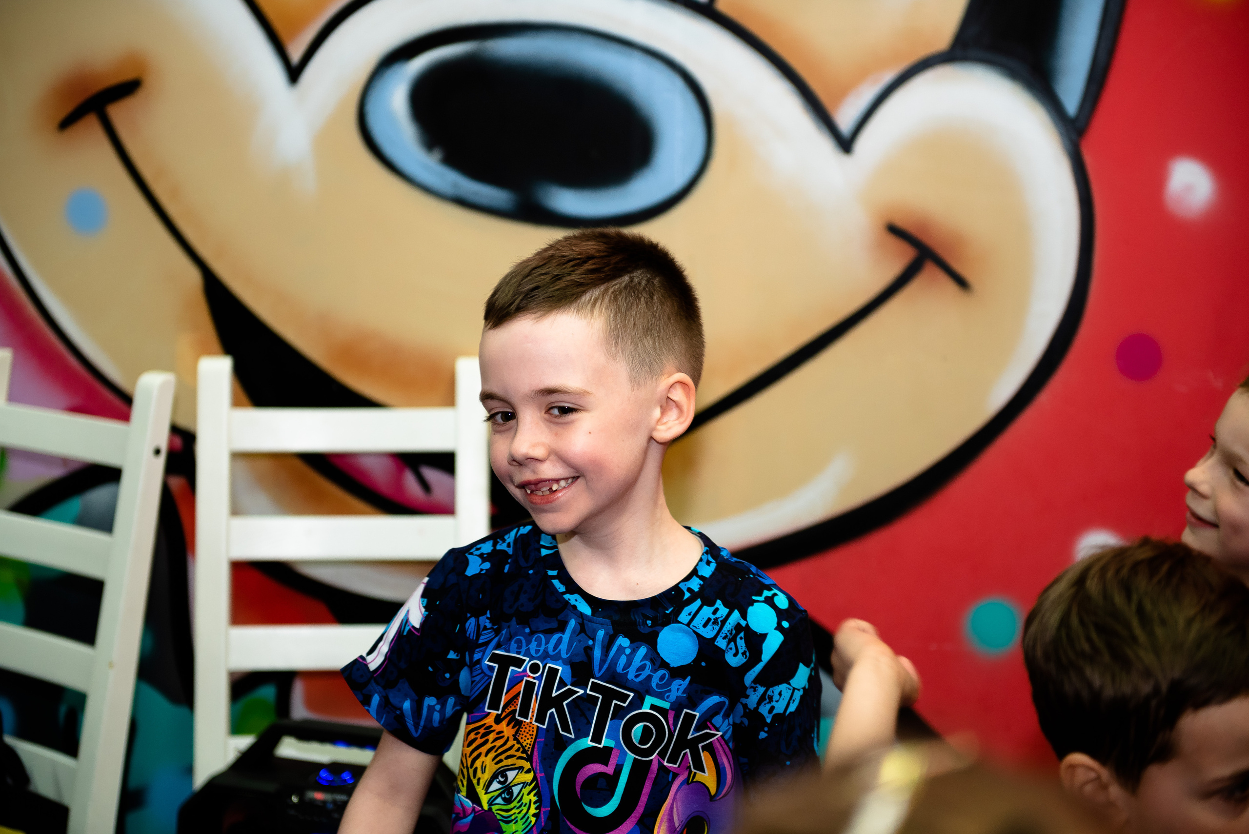 ДР Родиона в детском центре. Репортажный фотограф в Москве Alena Sfotkaet