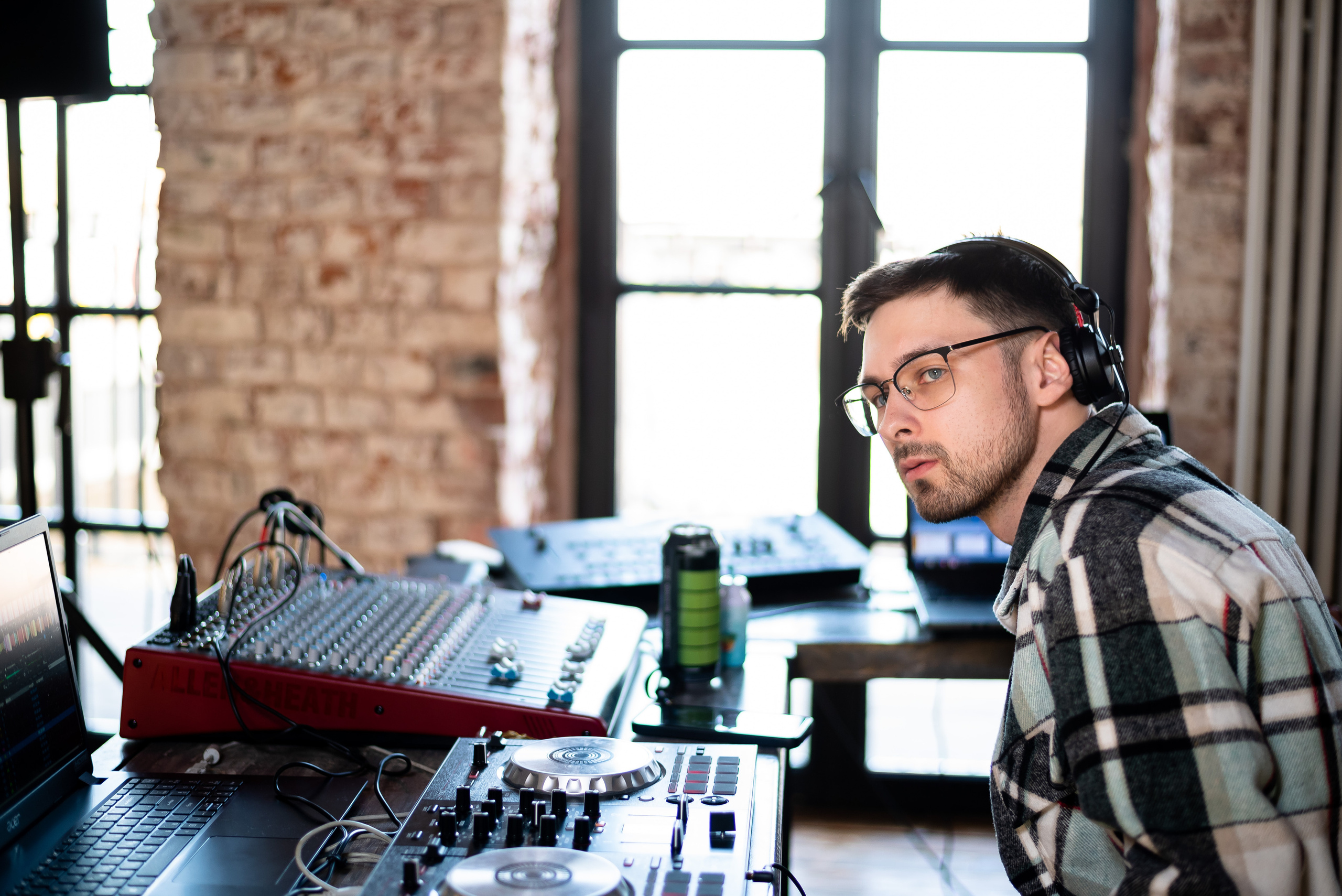 Нетворкинг в лофте. Репортажный фотограф в Москве Alena Sfotkaet