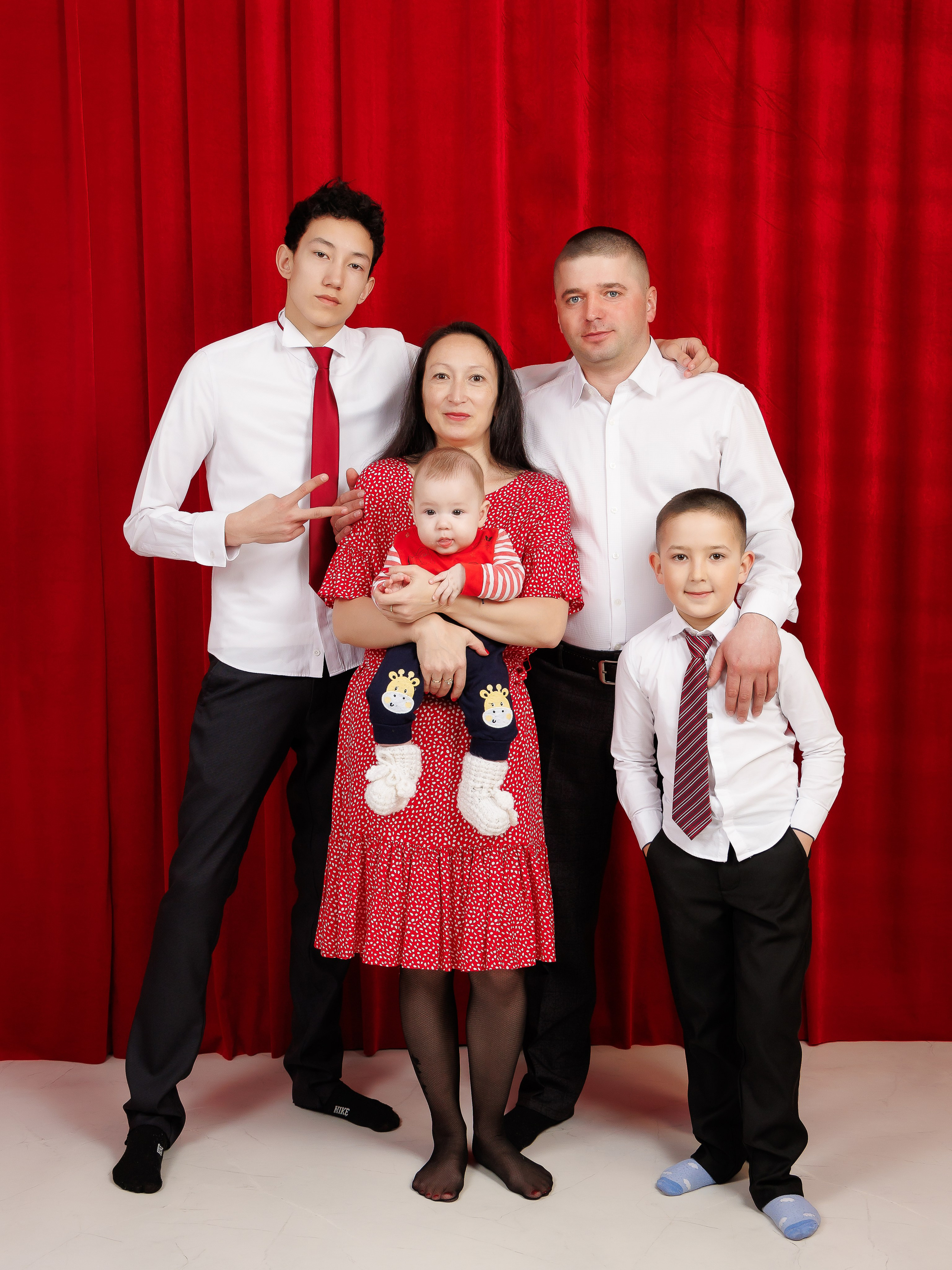 Семейная съёмка. Инга Кузьминская ТОП-фотограф г. Корсаков
