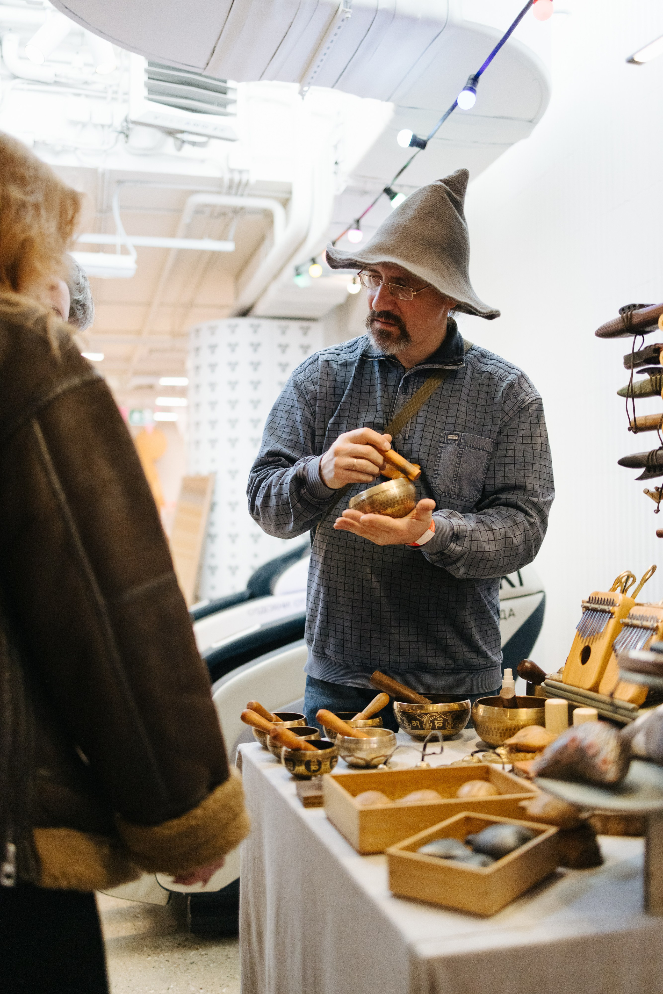 7–8 марта 2025 в пространстве «Три вокзала. Депо» / День 2 / фото Валерий Белобеев. Фотоотчеты «Ламбада-маркета»