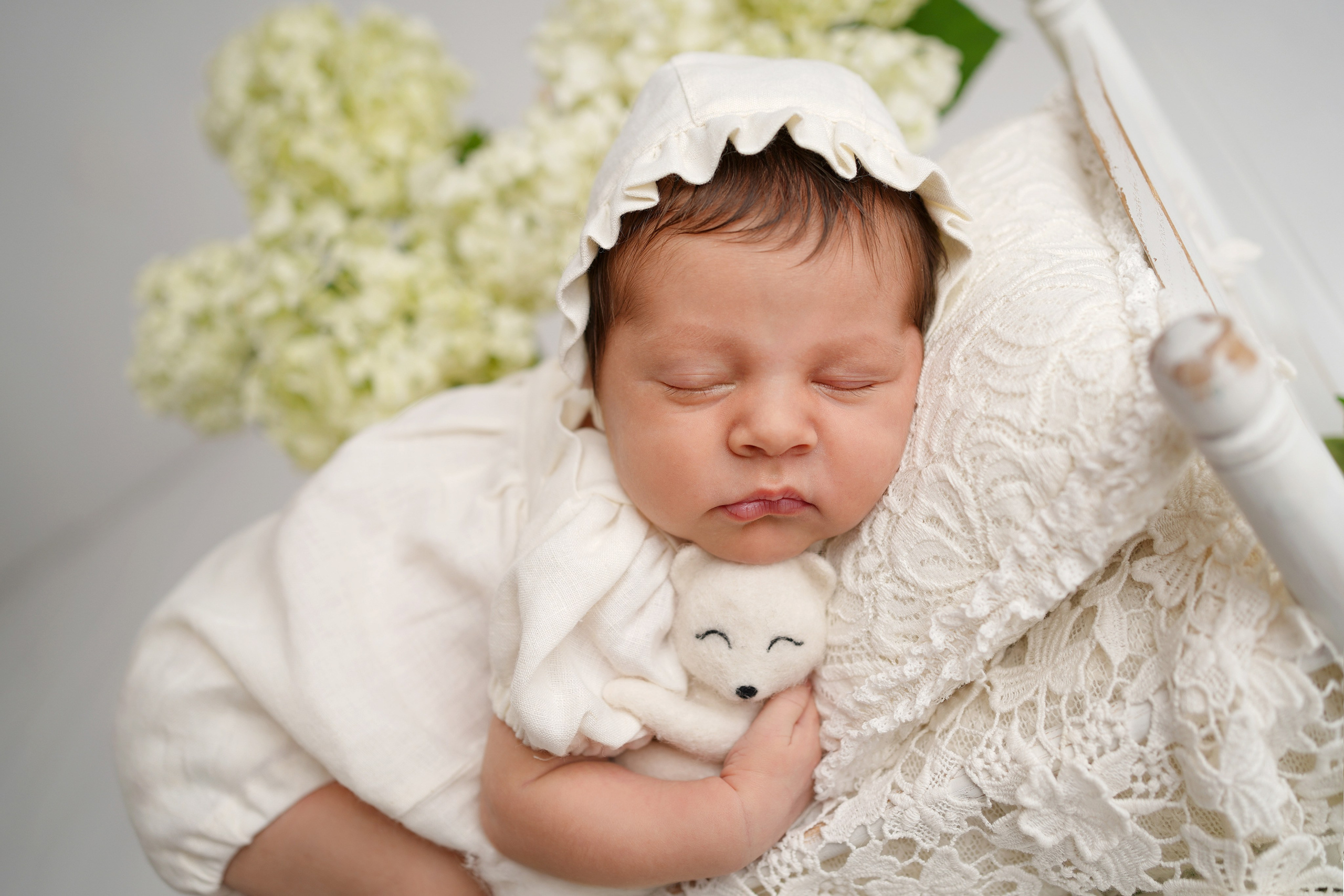 Новорождённые девочки. Детский фотограф и фотограф новорожденных в Калининград Оксана Иваний