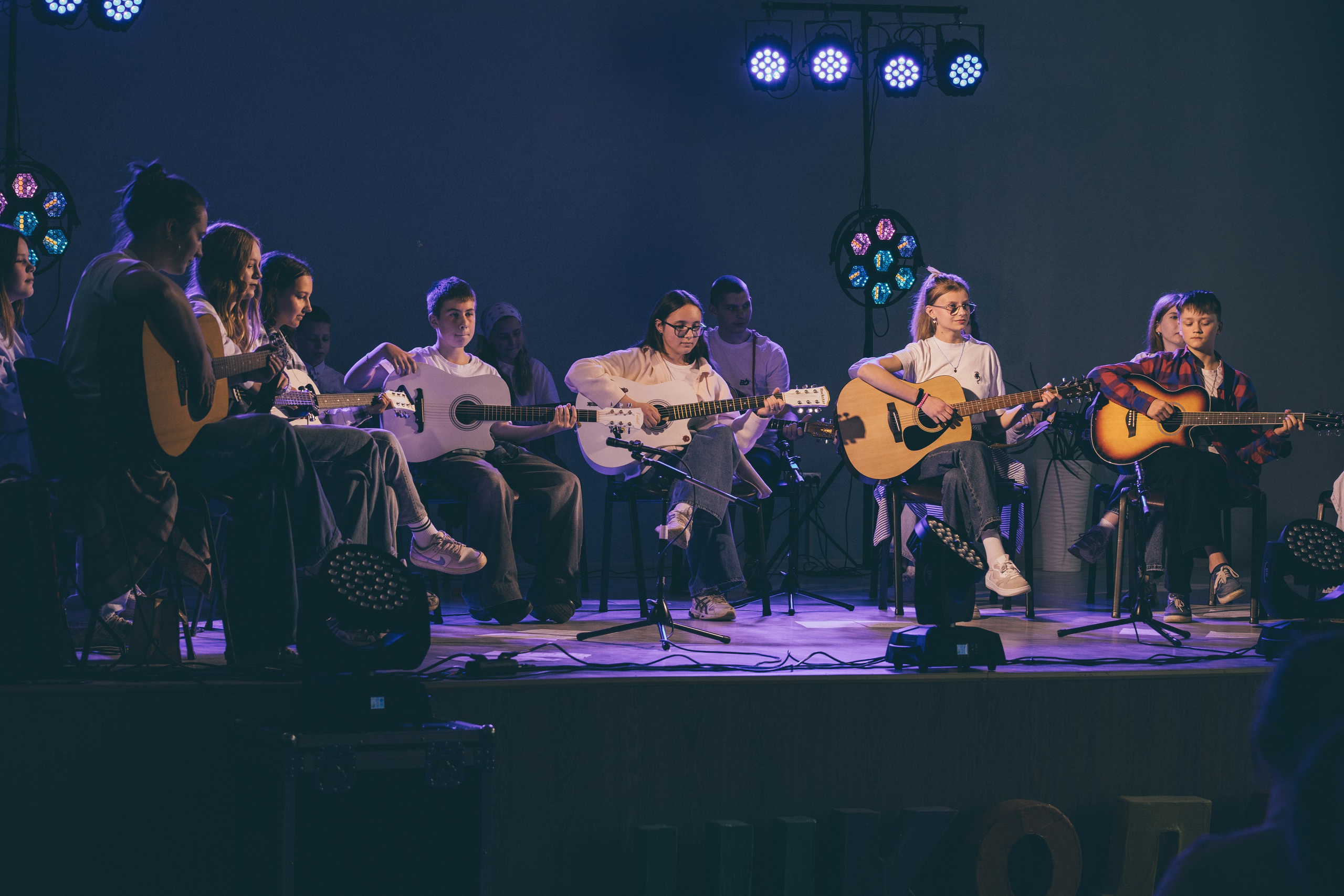 Вечеринки концерты движ. Свадебный, love фотограф