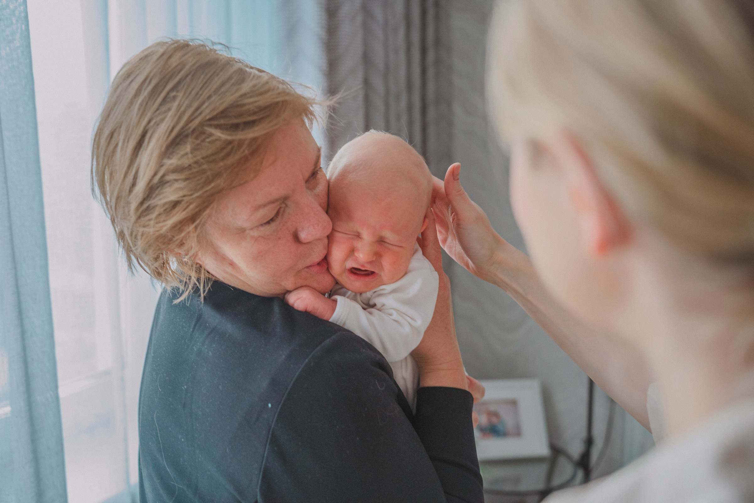 Детская фотосессия новорожденных семейная фотосессия. Семейный и репортажный фотограф в Москве Оксана Шилова