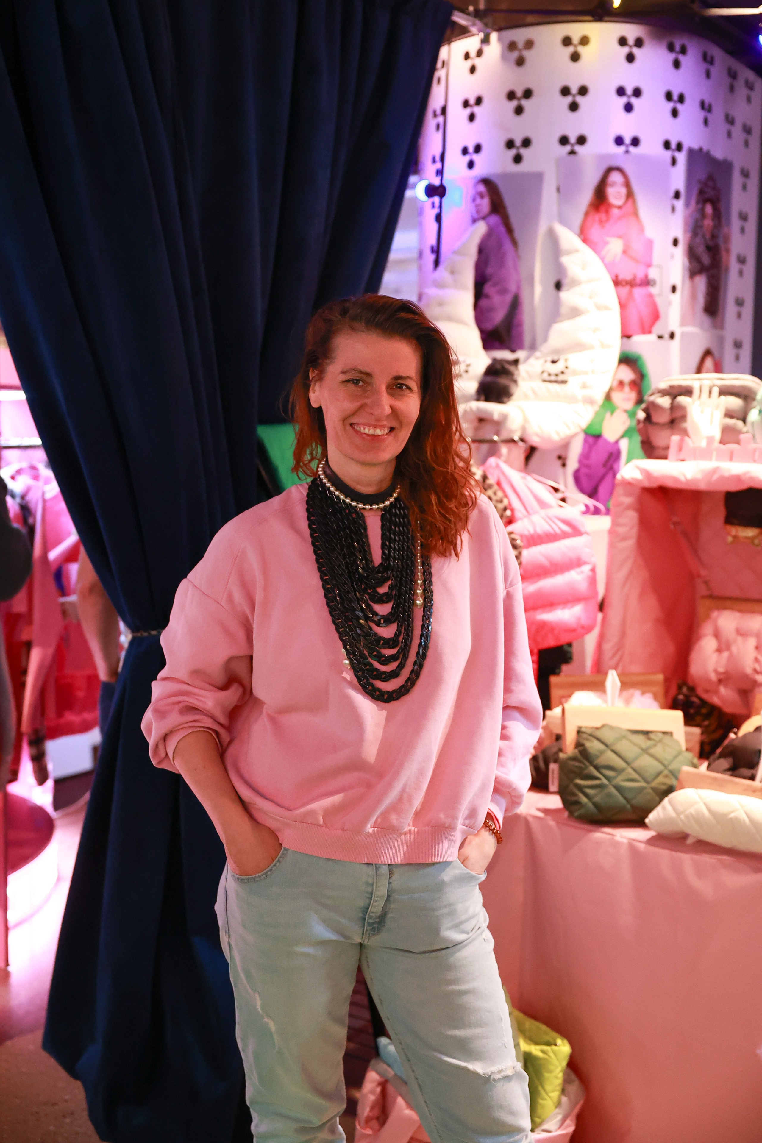 7–8 марта 2025 в пространстве «Три вокзала. Депо» / День 1 / фото Саша Жукова. Фотоотчеты «Ламбада-маркета»