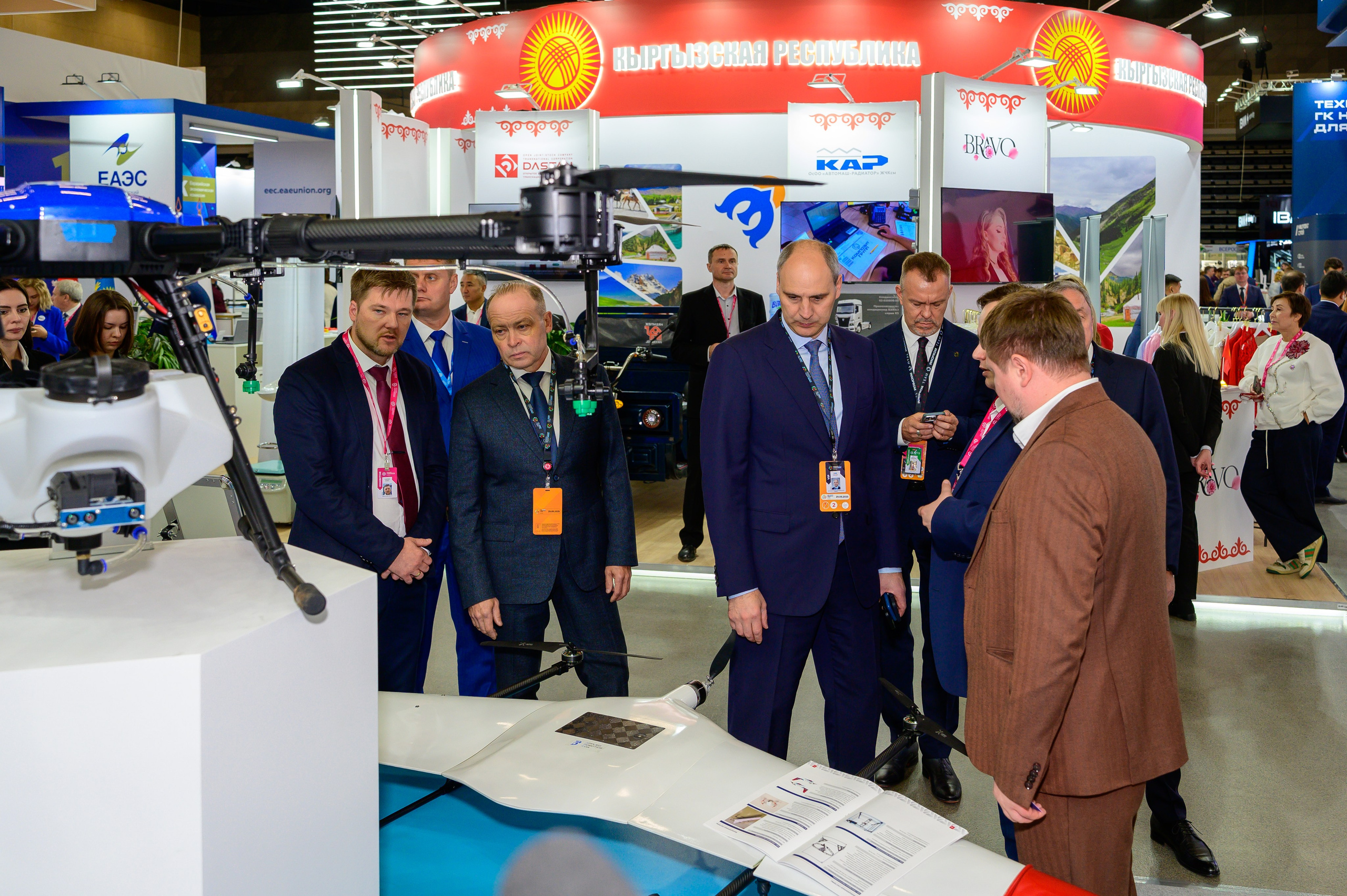 BigindustrialweekBelarus. Фотоуслуги, услуги фотографа, фотографирование важных событий