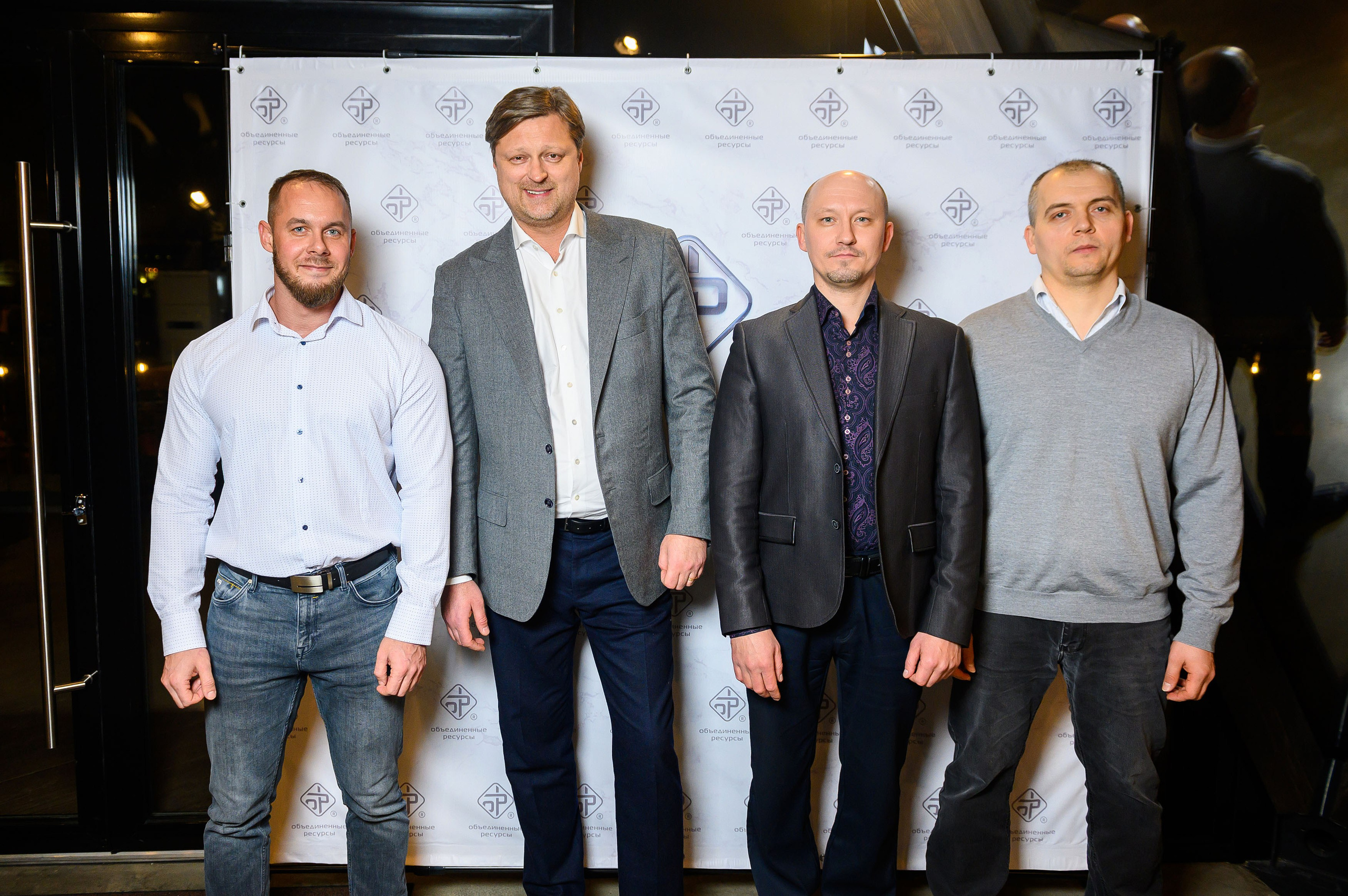 Фотосъемка новогоднего корпоратива. Семейный и свадебный фотограф в Санкт-Петербурге Гришин Юрий