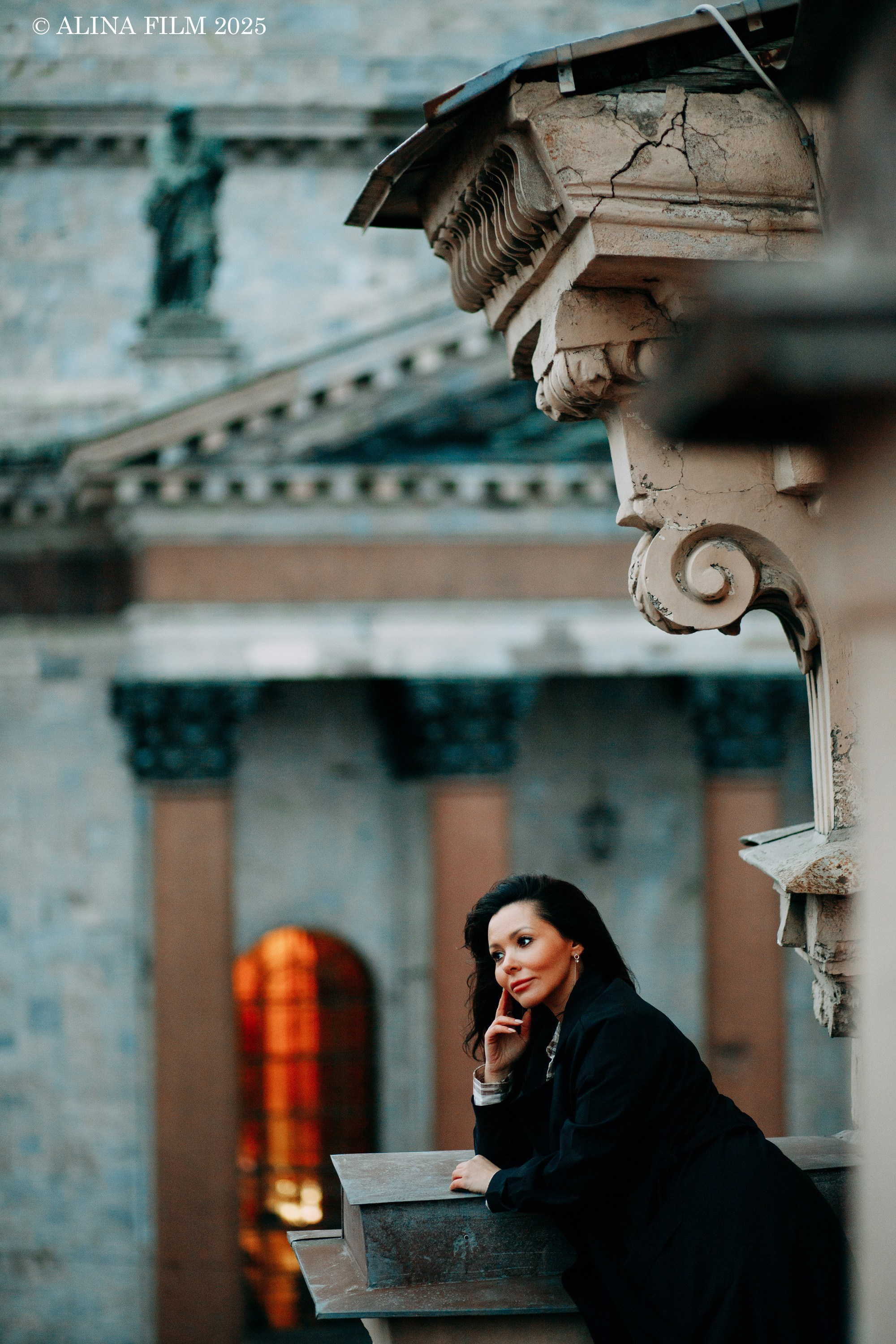Фотосессия на крыше у Исаакиевского собора. Фотограф в Санкт-Петербурге Alina Film