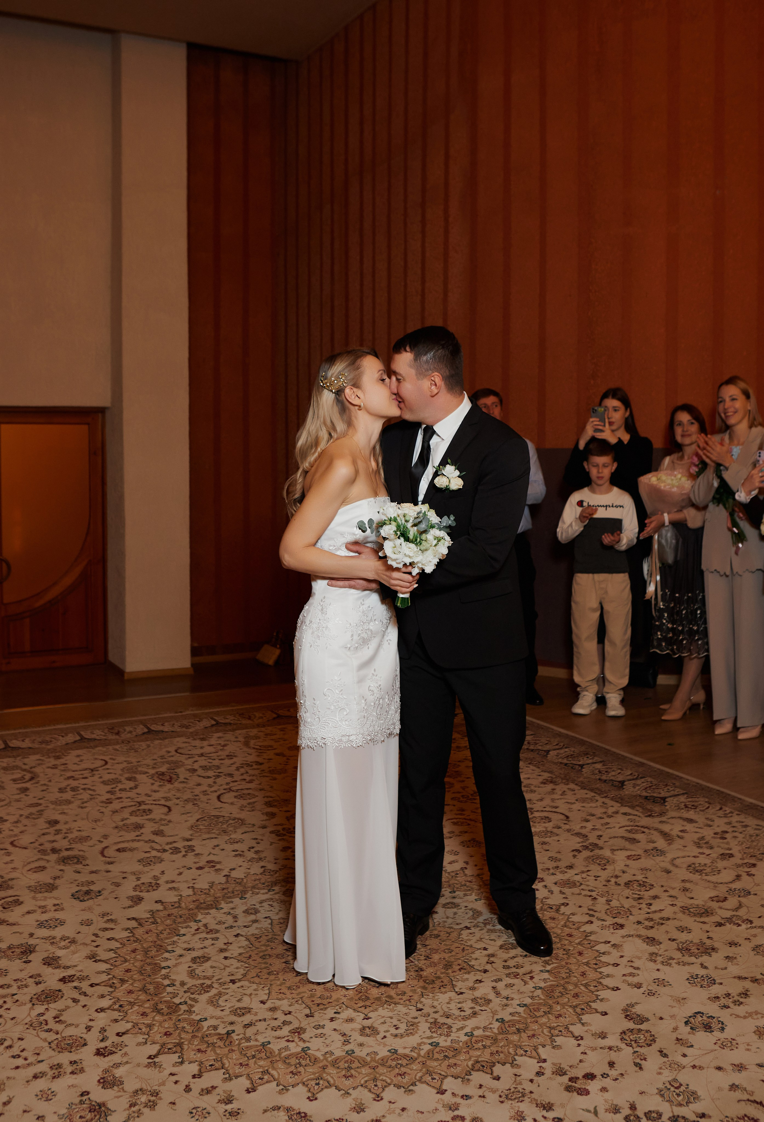 Свадебная фотосессия в Сочи. Фотограф Сочи-Красная поляна. Свадебный и семейный фотограф в Сочи-Красной поляне Ларионова Анна