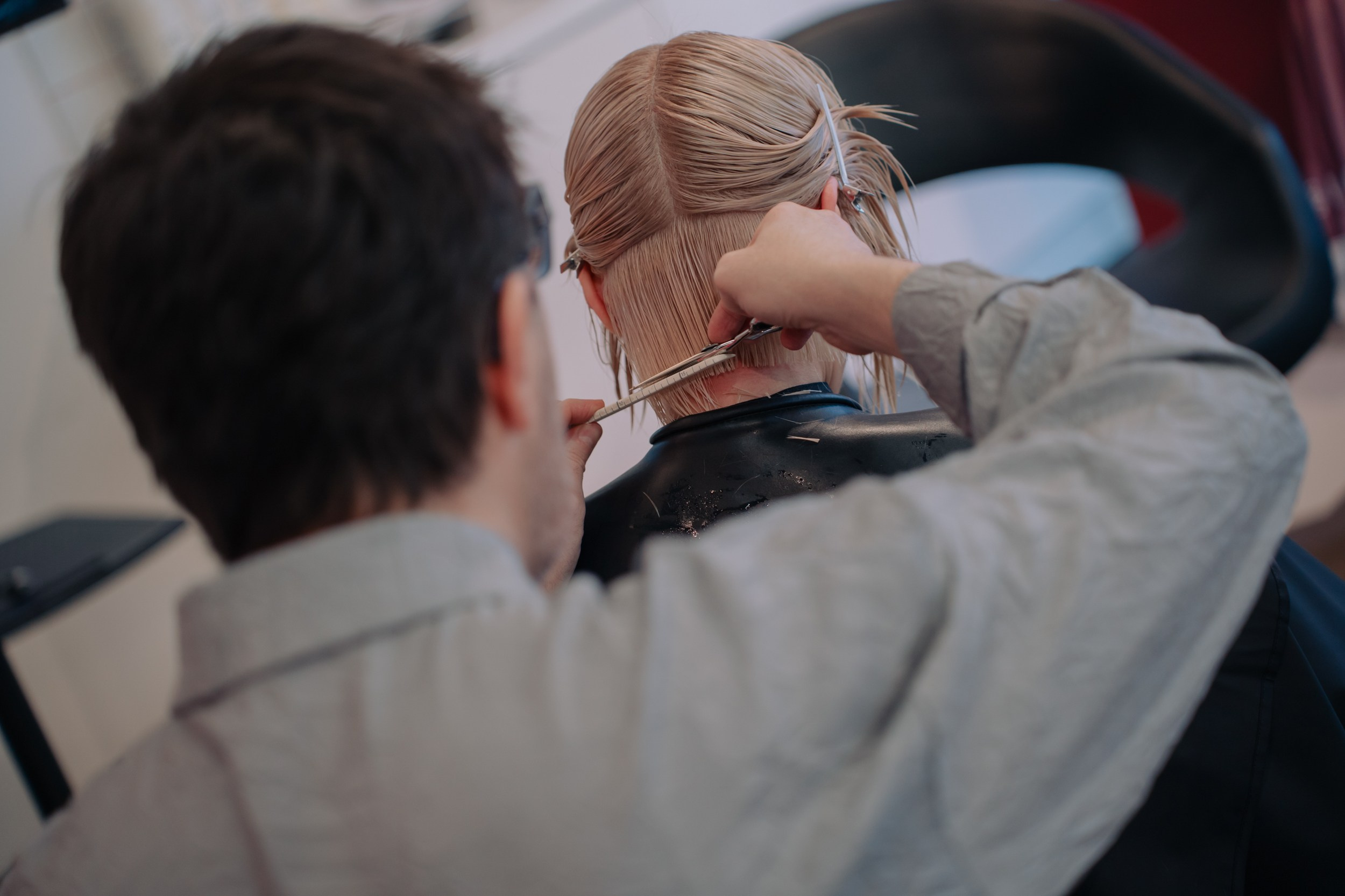 Мастер класс по стрижкам от Олега Курникова. Портретный и репортажный фотограф в Санкт-Петербурге Максим Пашков