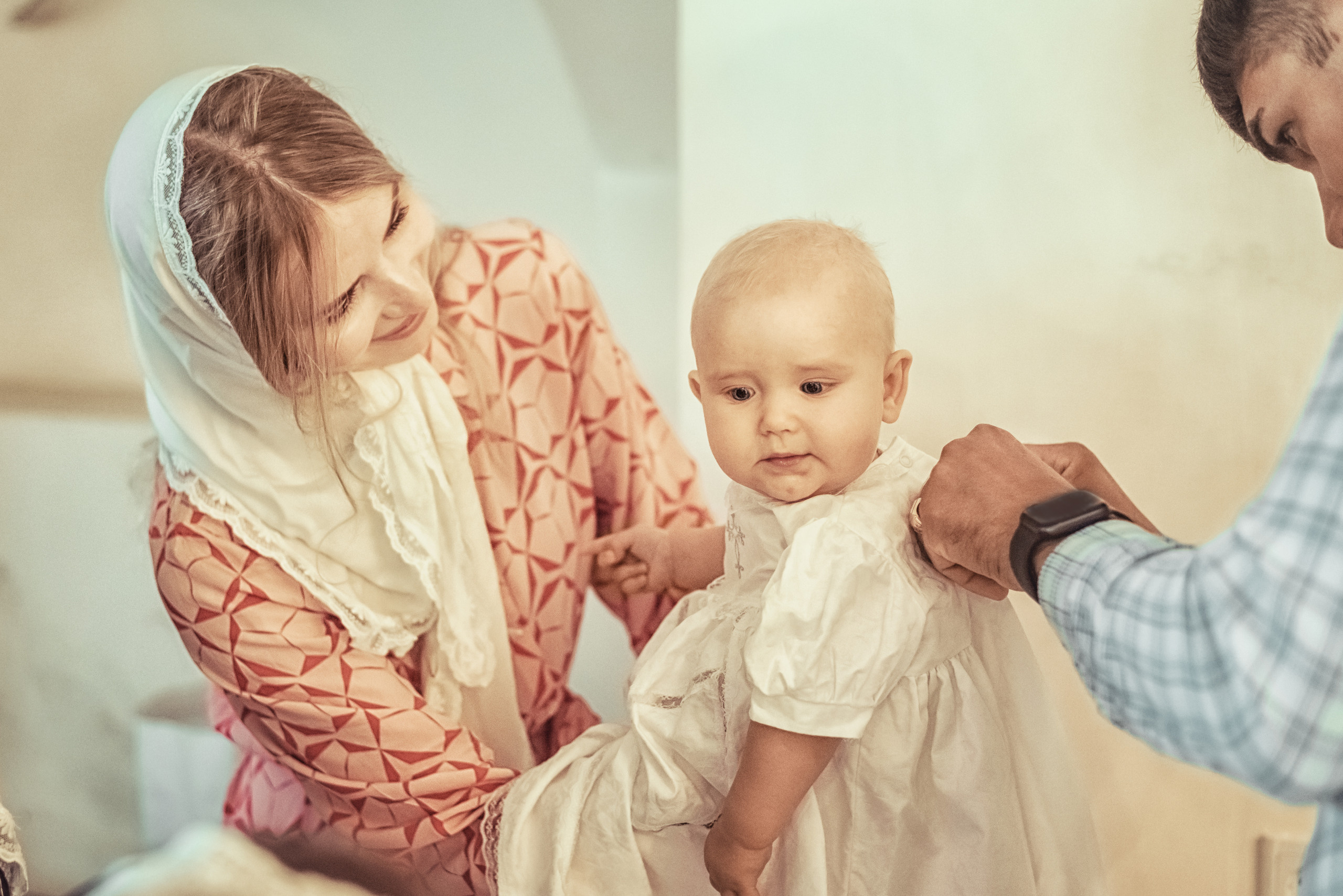 Крещение Валерии //// Церковь Благовещения Пресвятой Богородицы. Семейный и детский фотограф в Туле