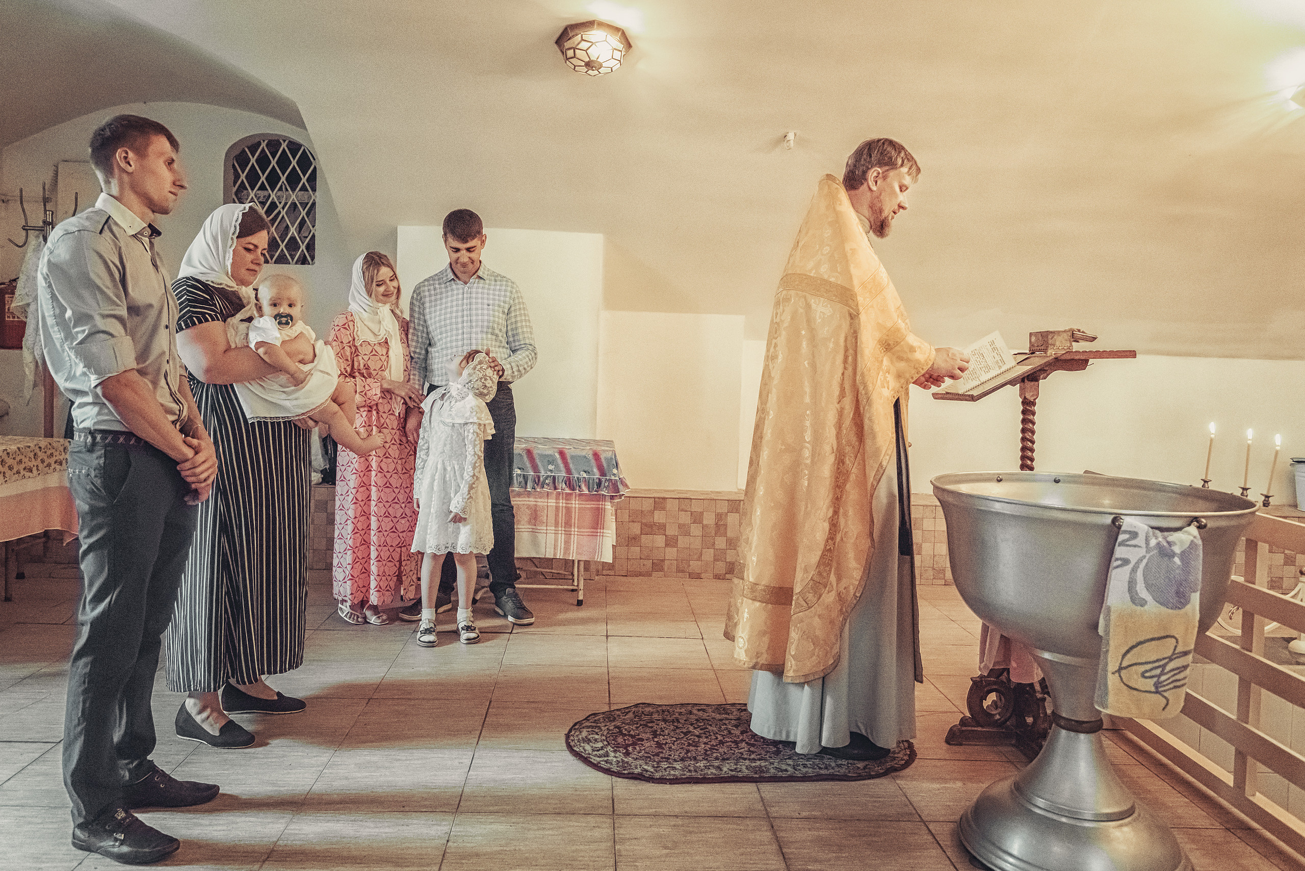 Крещение Валерии //// Церковь Благовещения Пресвятой Богородицы. Семейный и детский фотограф в Туле