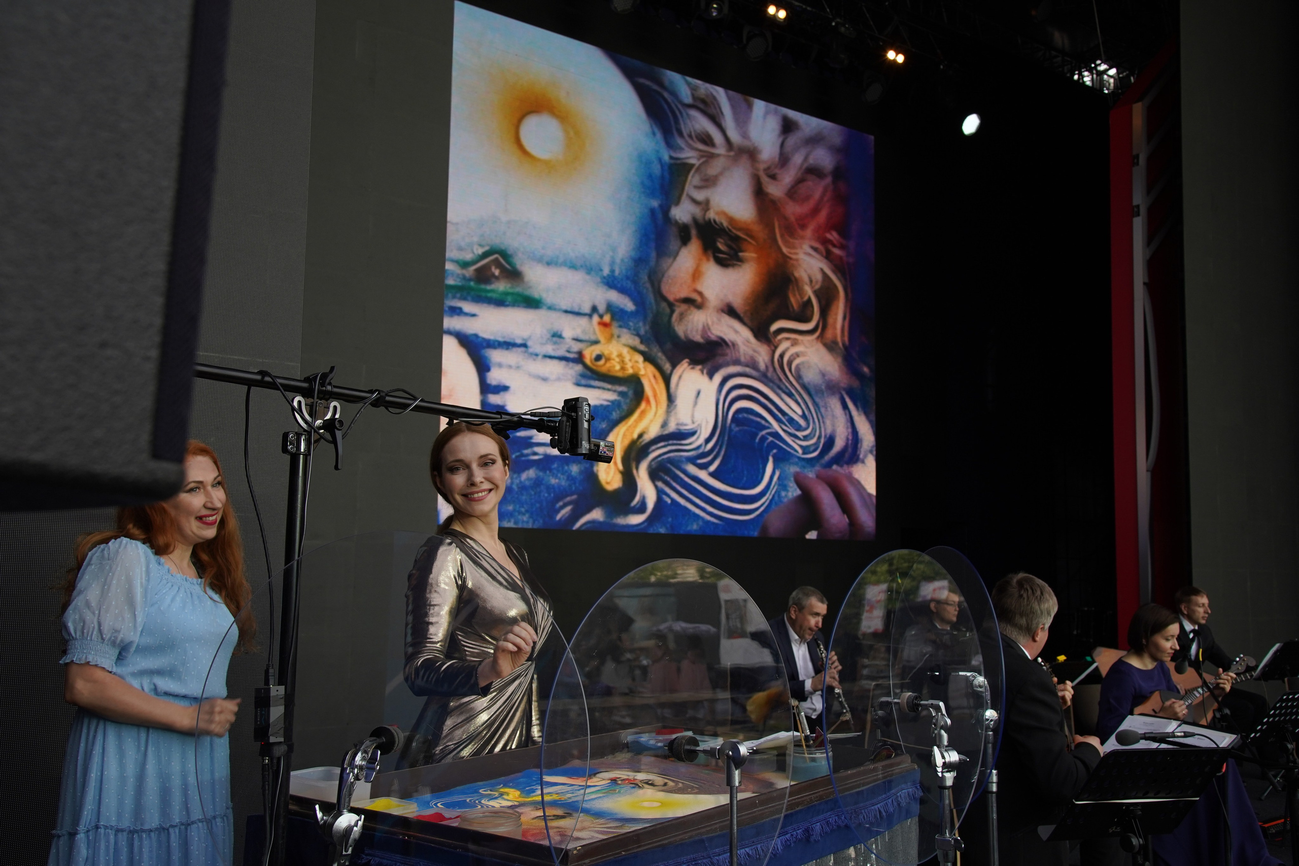 Книжный фестиваль на Красной Площади. Фотограф в Москве — Георгий Чернышов