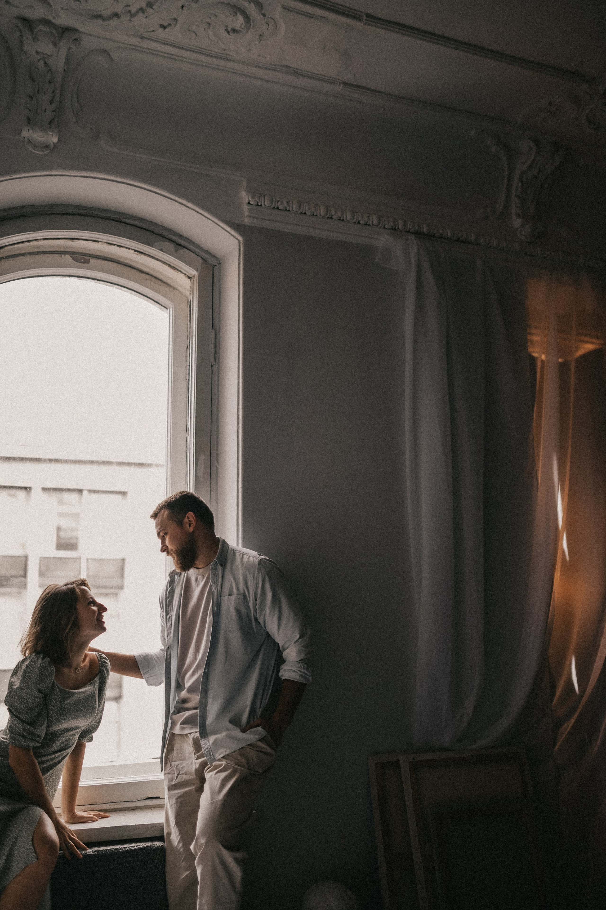 Лавстори в питерской студии. Семейный и свадебный lifestyle-фотограф в Москве Мария Петрова