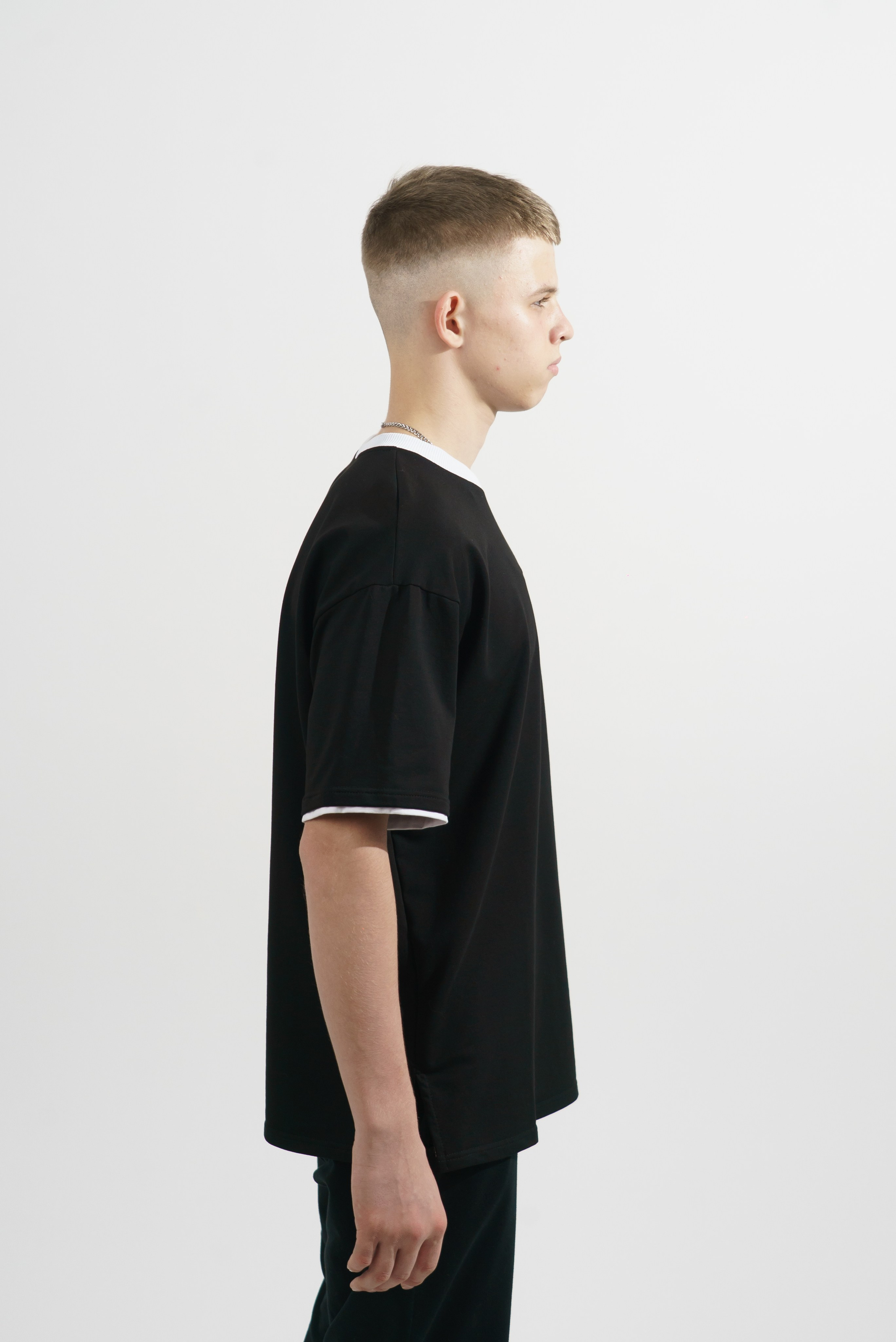 Предметная фотосъемка одежды для Wildberries и Ozon — бренды Краснодара. Фото и видеосъемка одежды для маркетплейсов Ozon, Wildberries. Шедевры для Вас! Фотограф и Видеограф в Краснодаре Пахиев Руслан